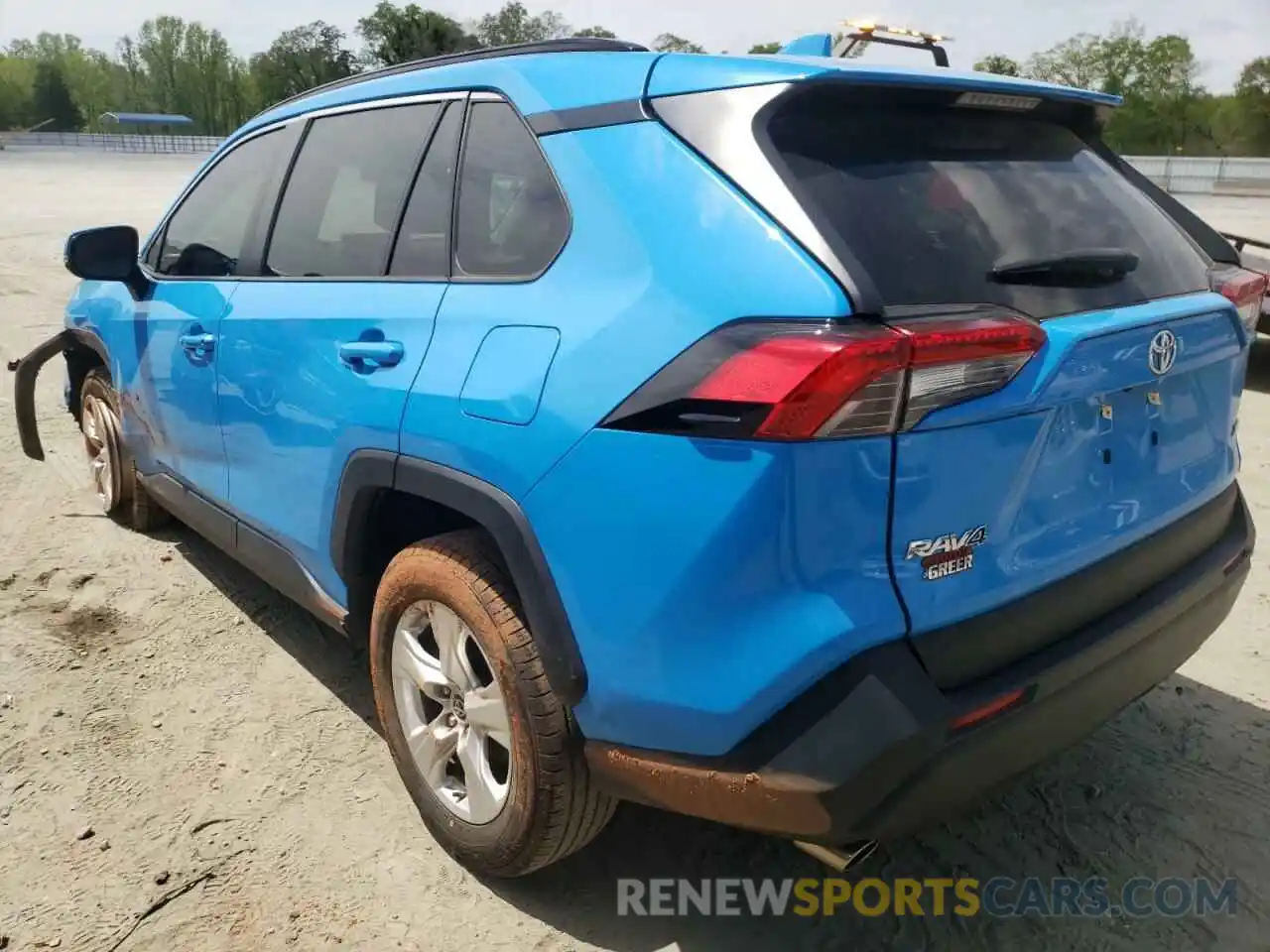 3 Photograph of a damaged car JTMW1RFV1KJ010015 TOYOTA RAV4 2019