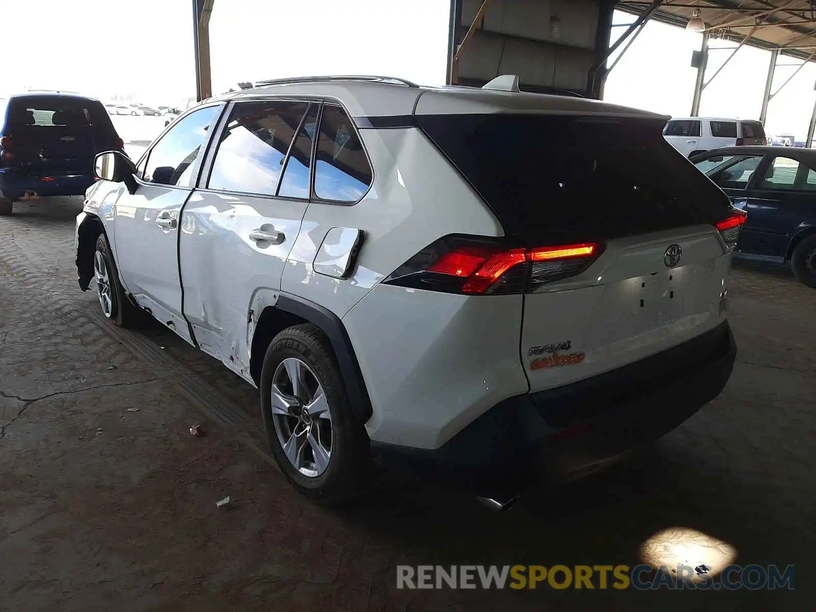 3 Фотография поврежденного автомобиля JTMW1RFV2KD002228 TOYOTA RAV4 2019