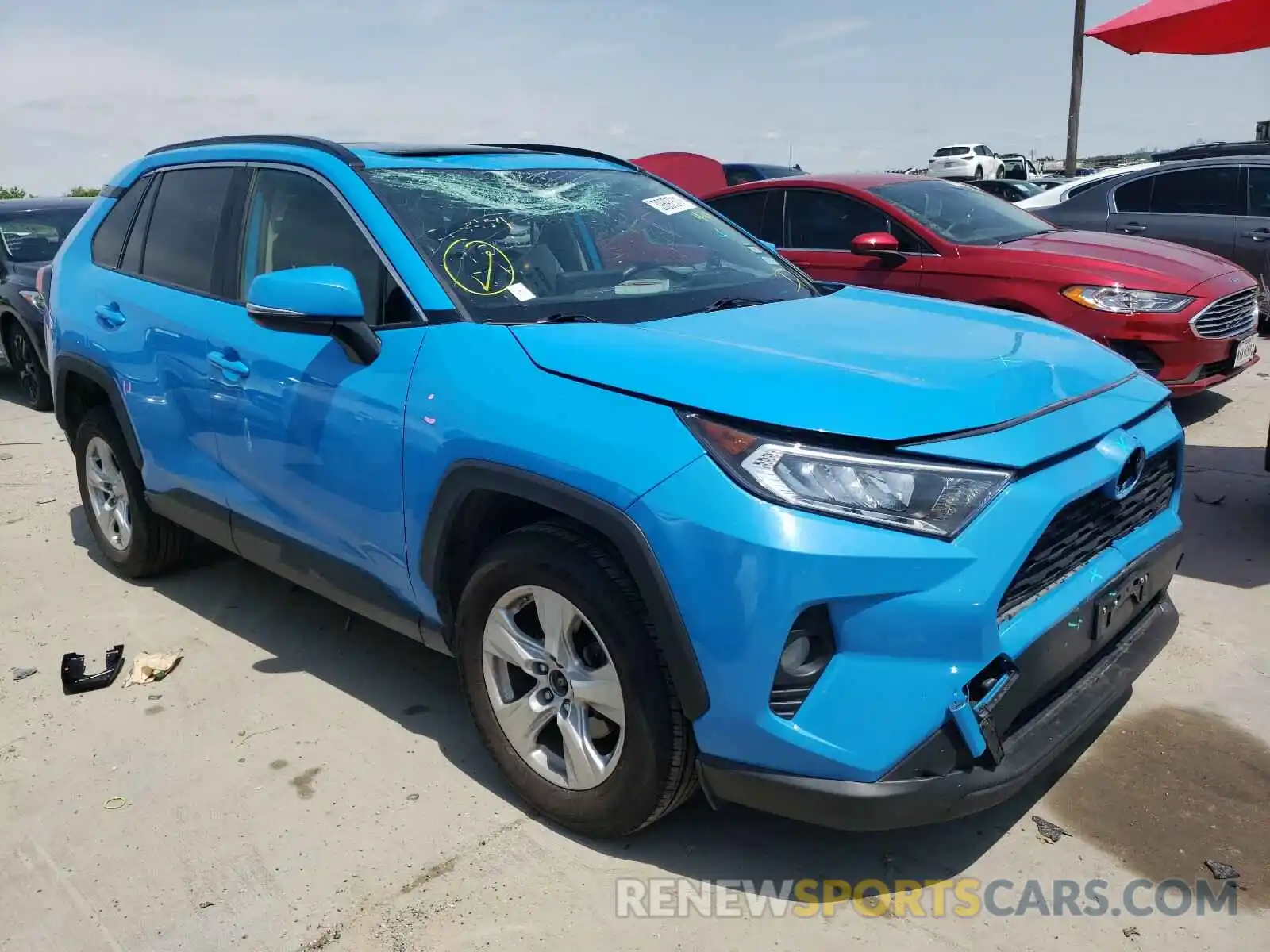 1 Photograph of a damaged car JTMW1RFV2KD004674 TOYOTA RAV4 2019