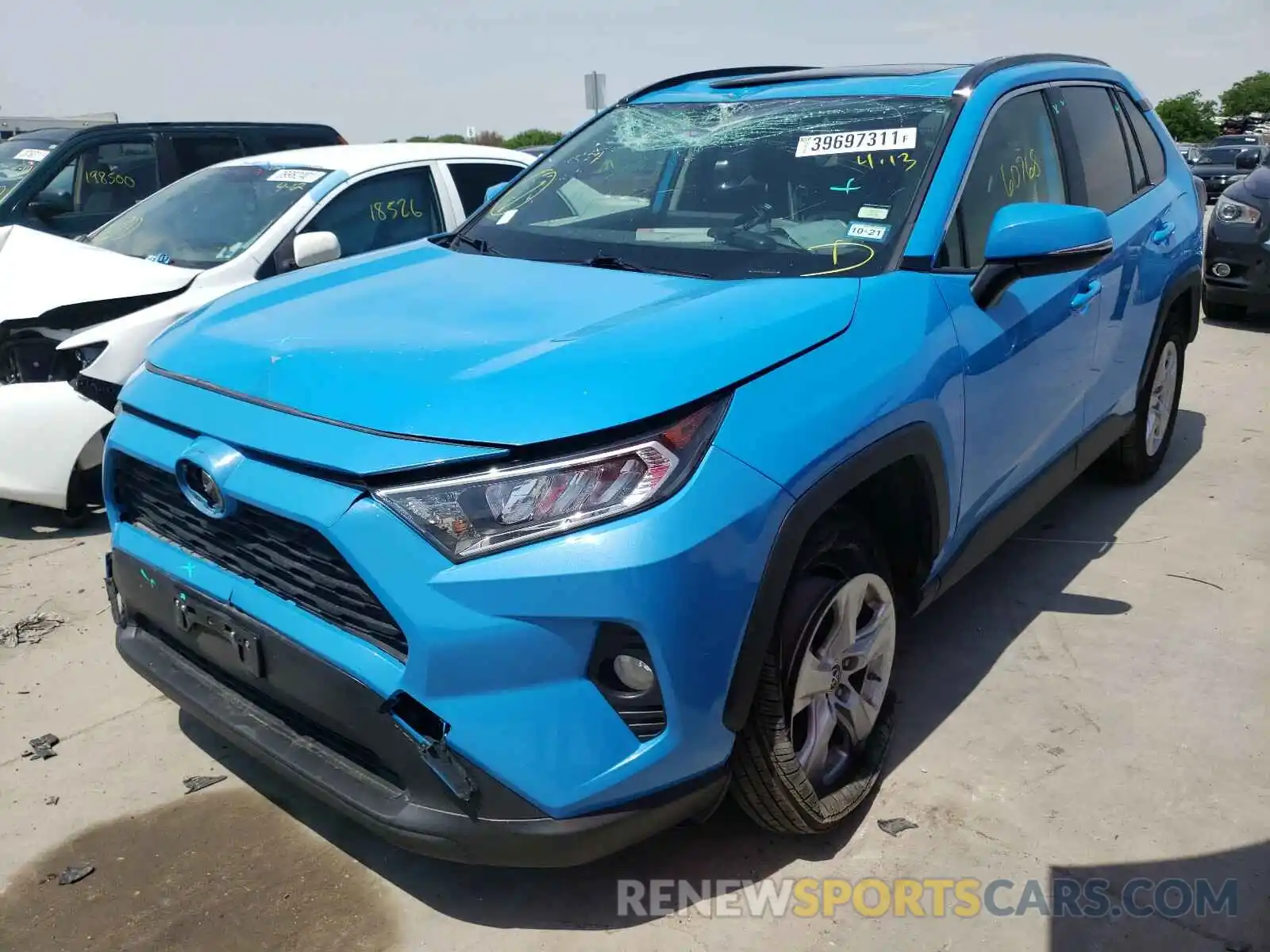 2 Фотография поврежденного автомобиля JTMW1RFV2KD004674 TOYOTA RAV4 2019