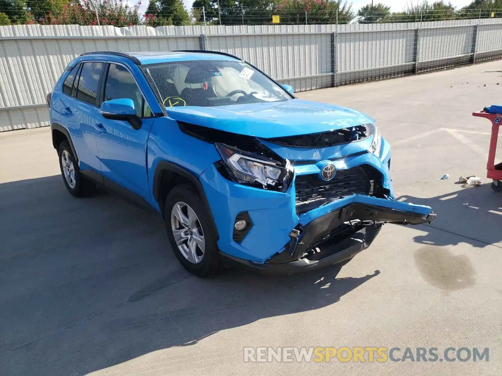 1 Photograph of a damaged car JTMW1RFV2KD009650 TOYOTA RAV4 2019