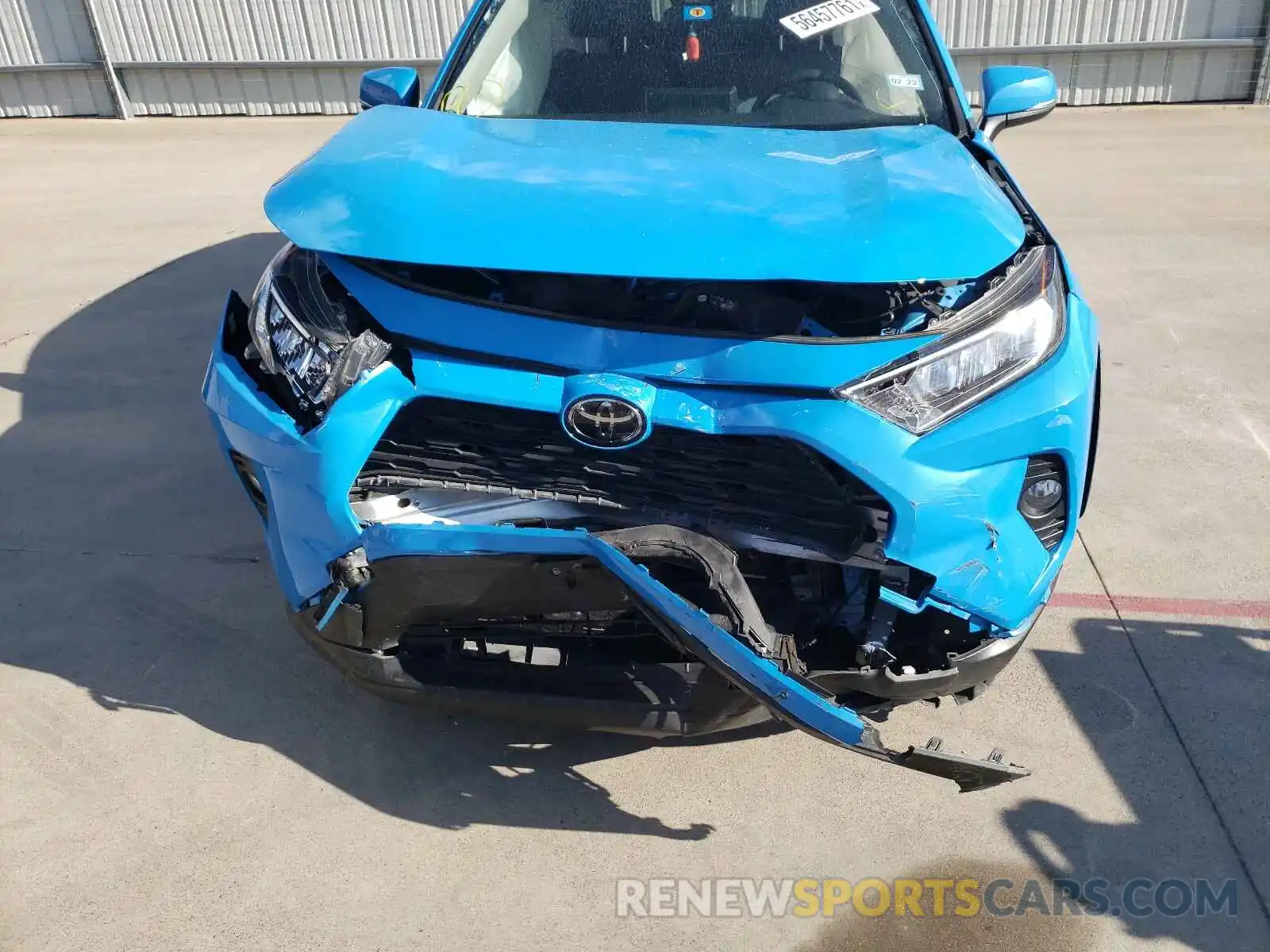 10 Photograph of a damaged car JTMW1RFV2KD009650 TOYOTA RAV4 2019