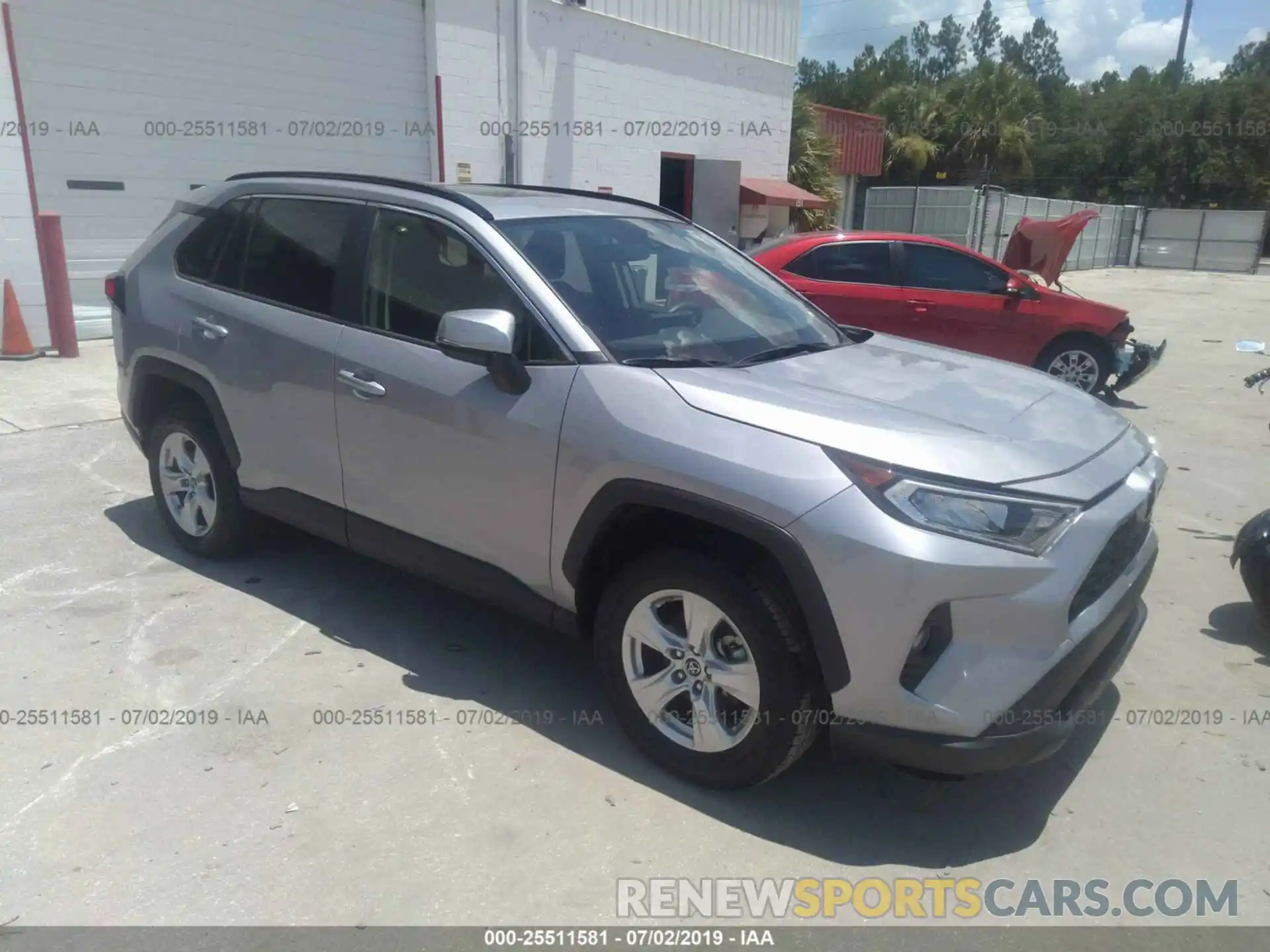 1 Photograph of a damaged car JTMW1RFV2KD012211 TOYOTA RAV4 2019