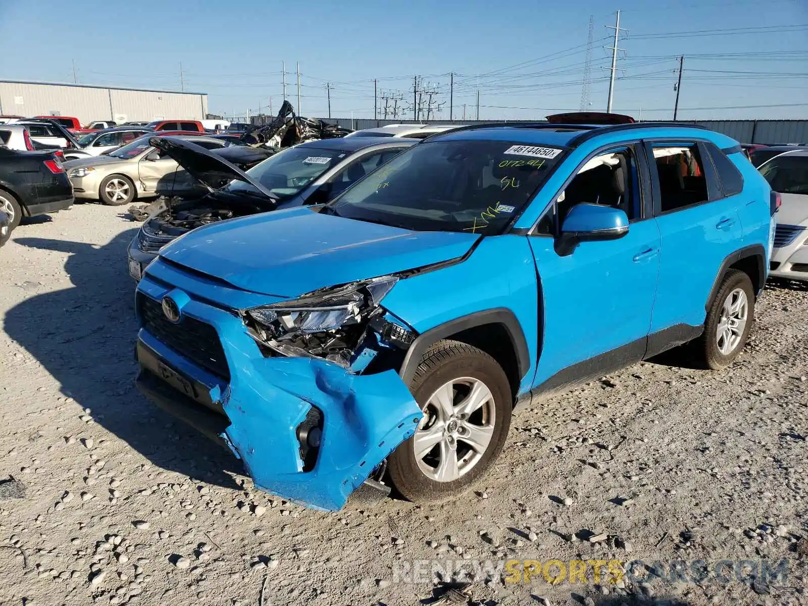 2 Photograph of a damaged car JTMW1RFV2KD017294 TOYOTA RAV4 2019