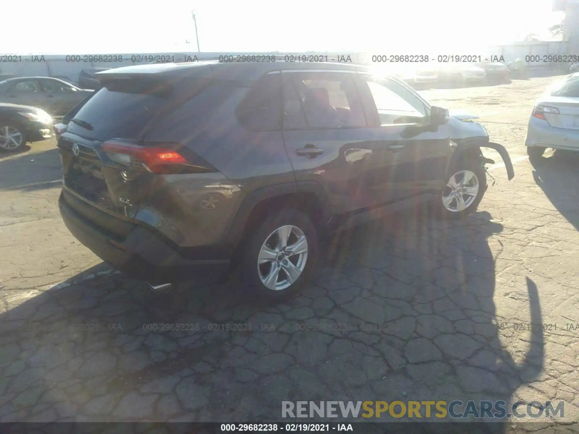 4 Photograph of a damaged car JTMW1RFV2KD027923 TOYOTA RAV4 2019