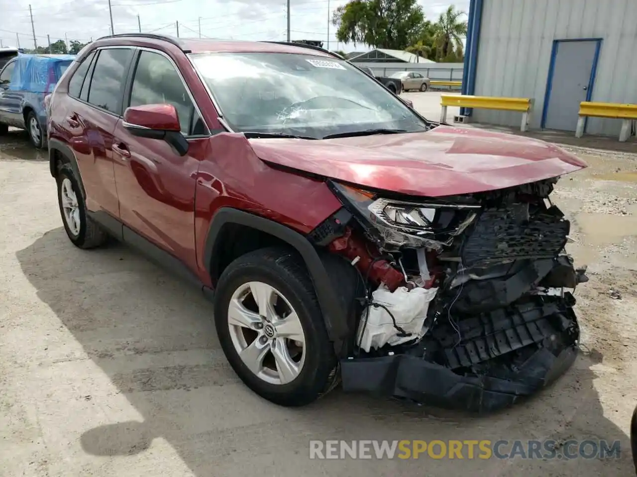 1 Photograph of a damaged car JTMW1RFV2KD029686 TOYOTA RAV4 2019