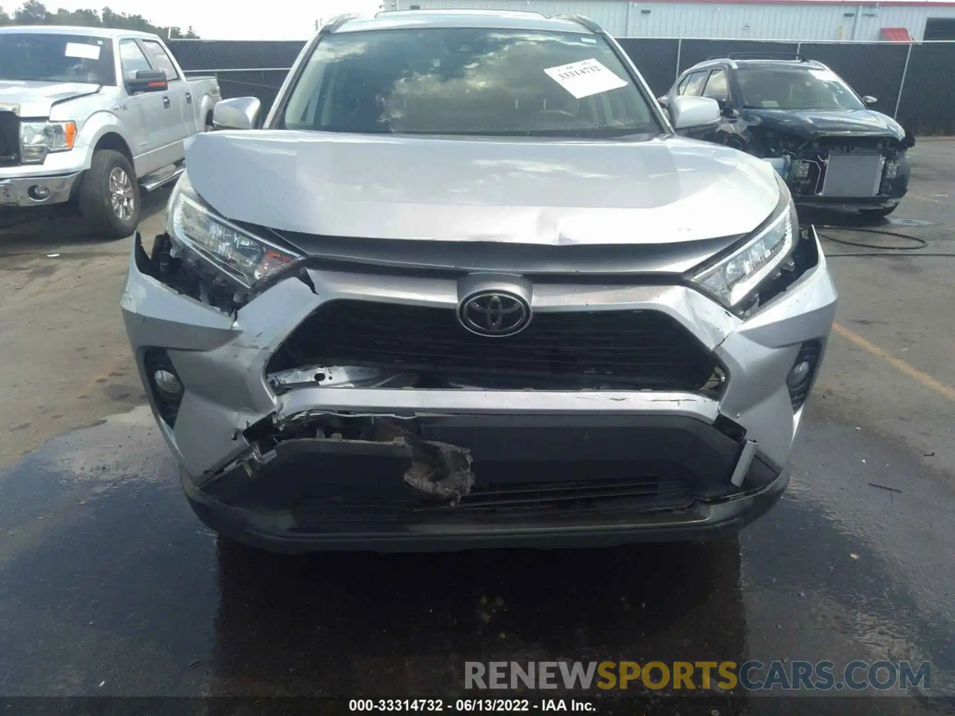 6 Photograph of a damaged car JTMW1RFV2KD501949 TOYOTA RAV4 2019