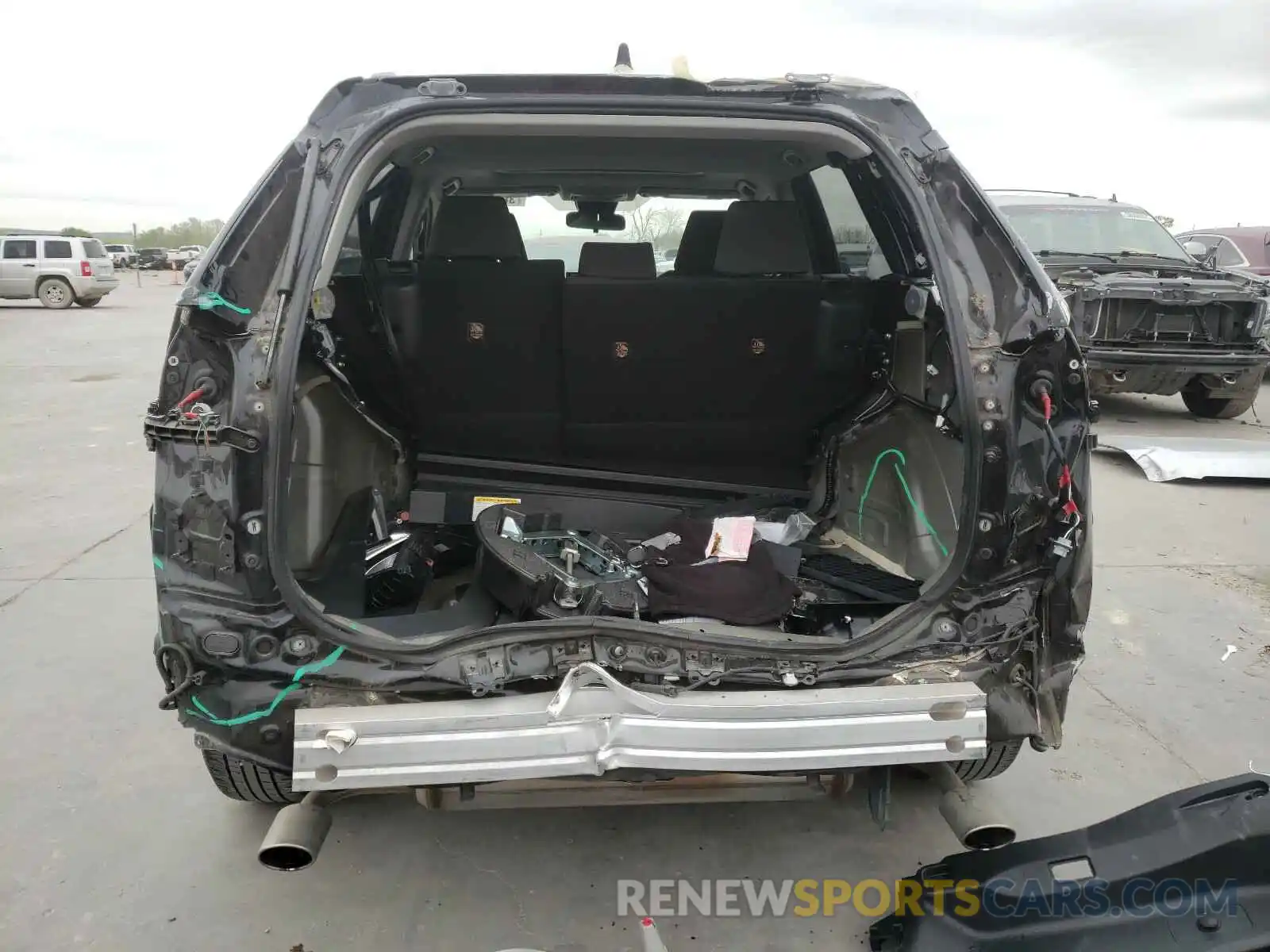 9 Photograph of a damaged car JTMW1RFV2KD505029 TOYOTA RAV4 2019