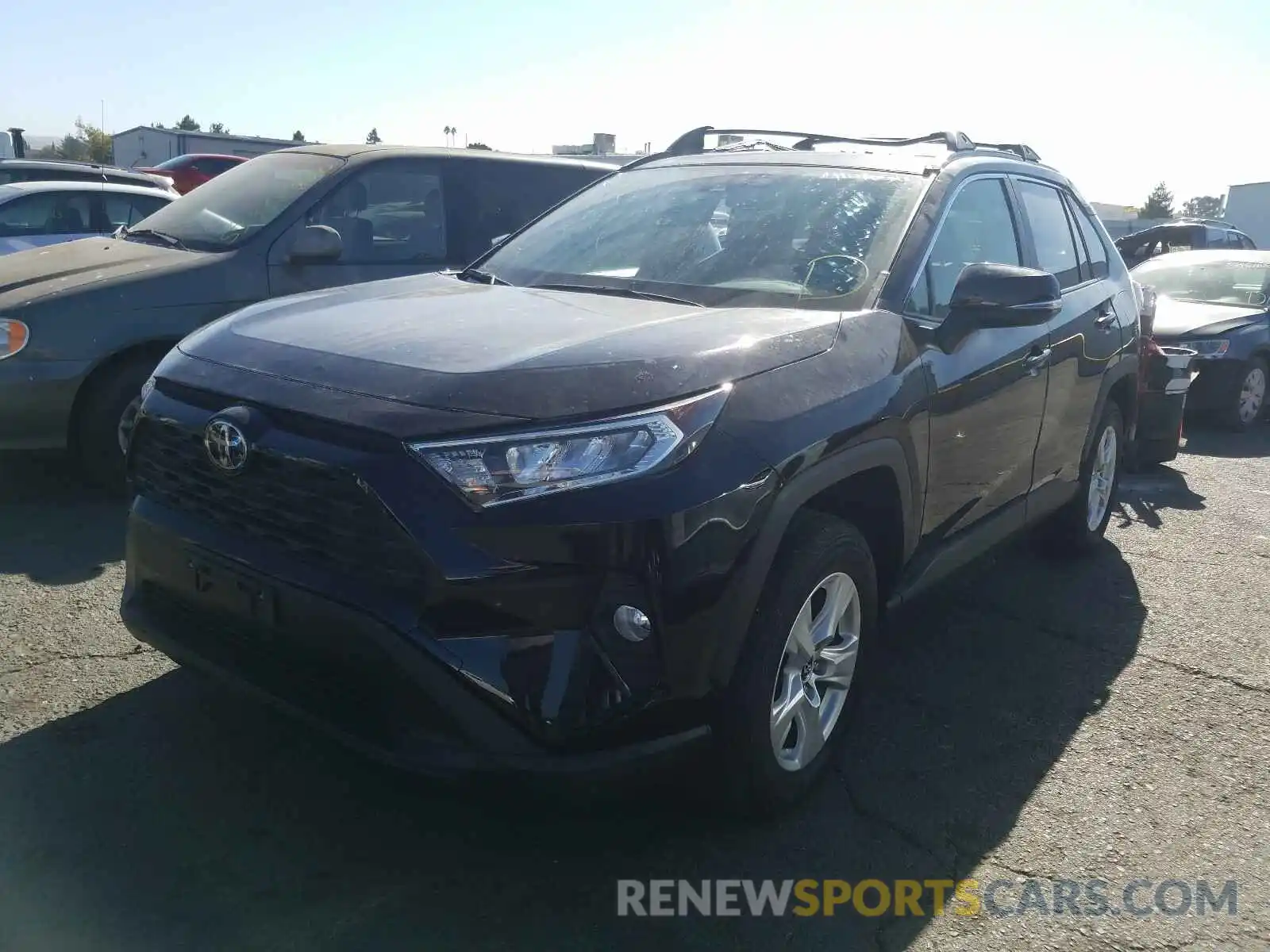 2 Фотография поврежденного автомобиля JTMW1RFV2KD508464 TOYOTA RAV4 2019