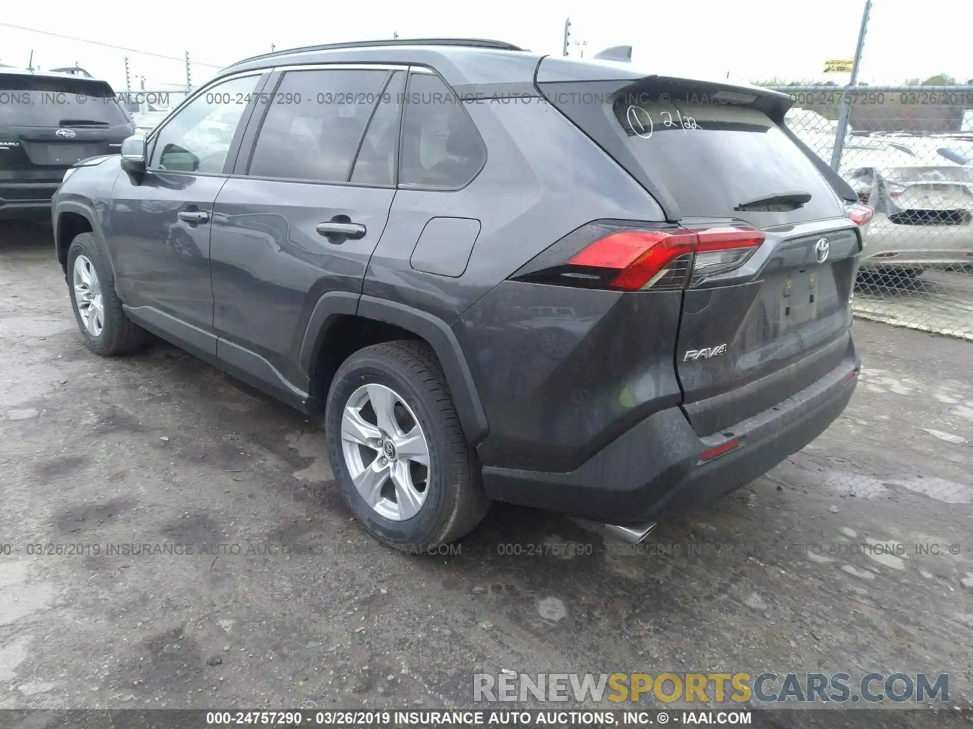 3 Фотография поврежденного автомобиля JTMW1RFV3KD002934 TOYOTA RAV4 2019