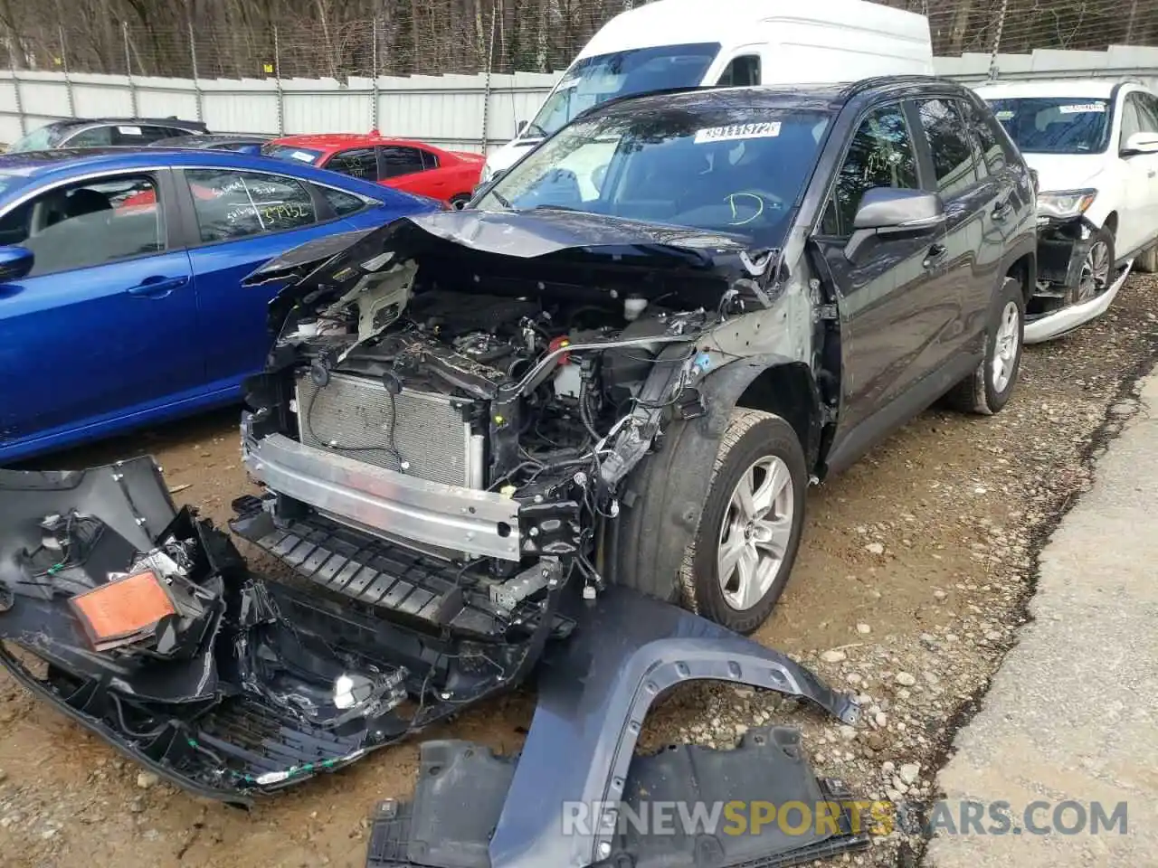 2 Фотография поврежденного автомобиля JTMW1RFV3KD004568 TOYOTA RAV4 2019