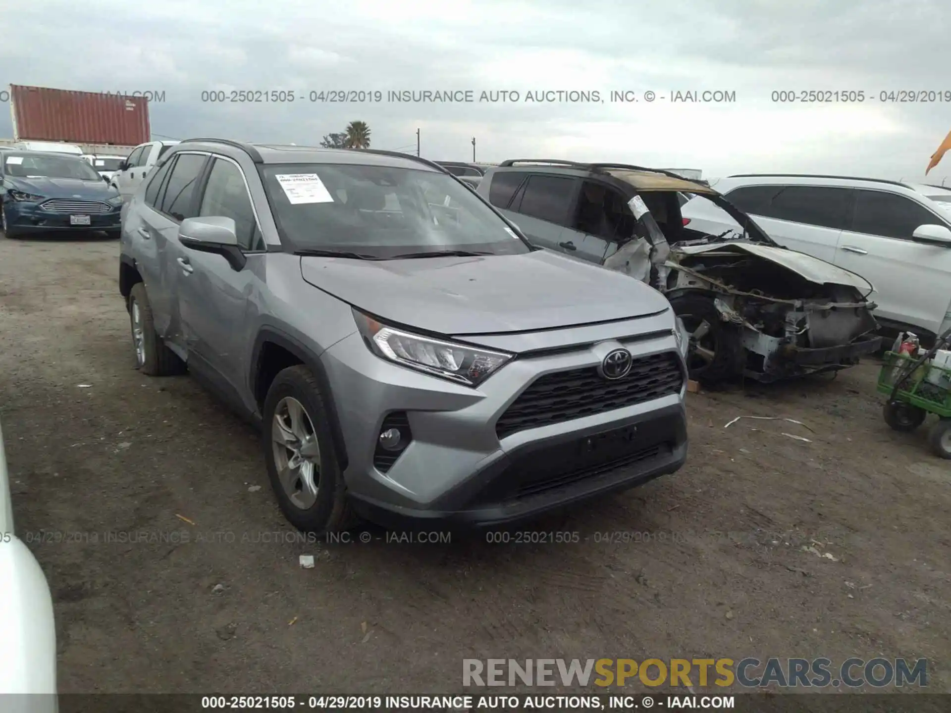 1 Photograph of a damaged car JTMW1RFV3KD004876 TOYOTA RAV4 2019