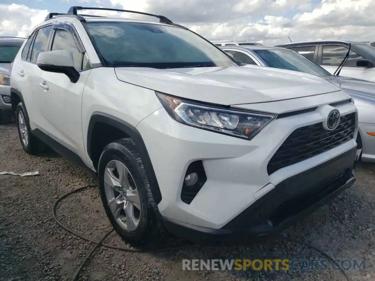 1 Photograph of a damaged car JTMW1RFV3KD005199 TOYOTA RAV4 2019