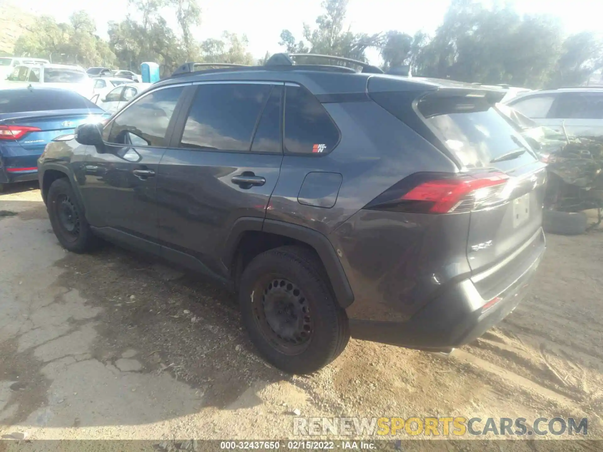 3 Photograph of a damaged car JTMW1RFV3KD008023 TOYOTA RAV4 2019