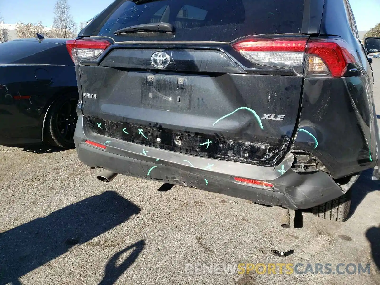 9 Фотография поврежденного автомобиля JTMW1RFV3KD011150 TOYOTA RAV4 2019