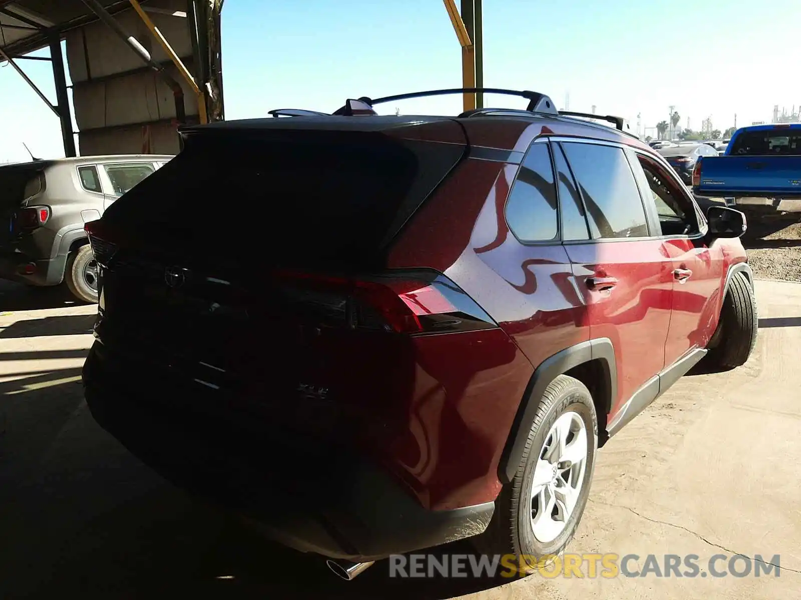 4 Photograph of a damaged car JTMW1RFV3KD016459 TOYOTA RAV4 2019