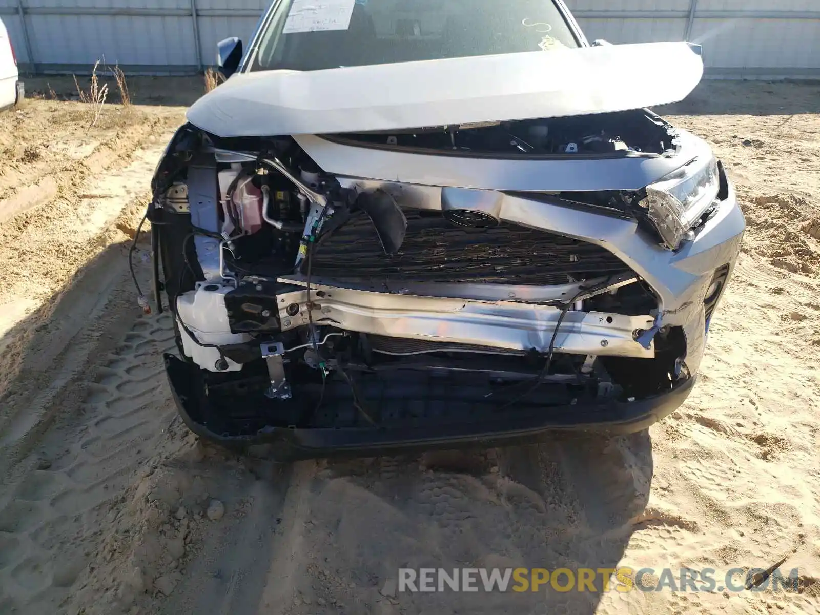 9 Photograph of a damaged car JTMW1RFV3KD021113 TOYOTA RAV4 2019