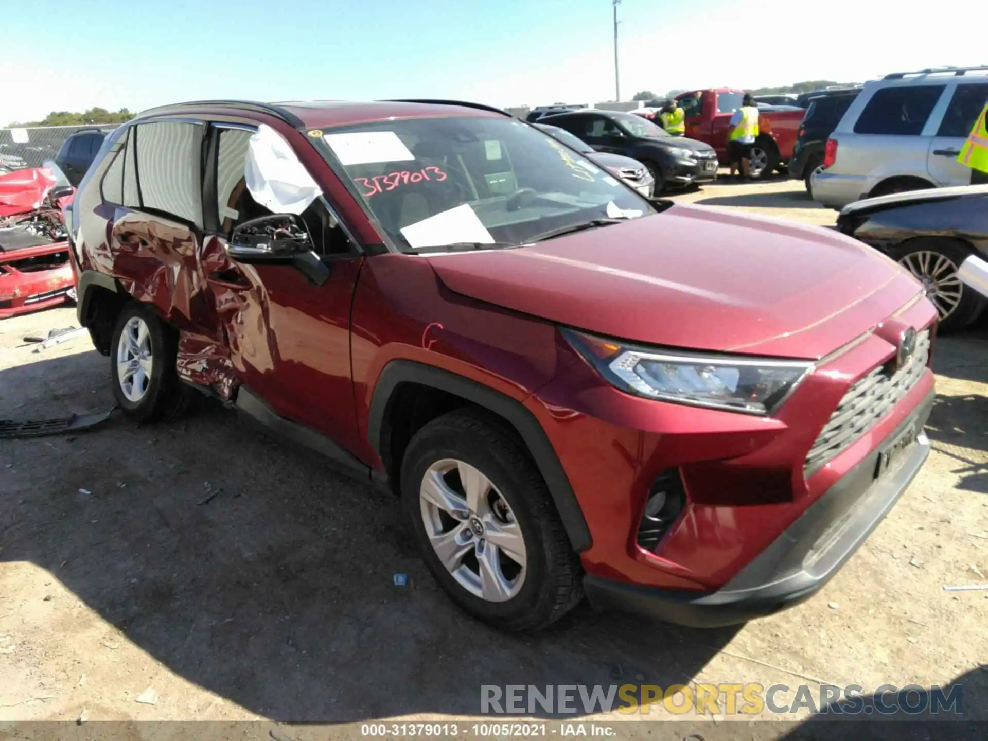 1 Photograph of a damaged car JTMW1RFV3KD031558 TOYOTA RAV4 2019