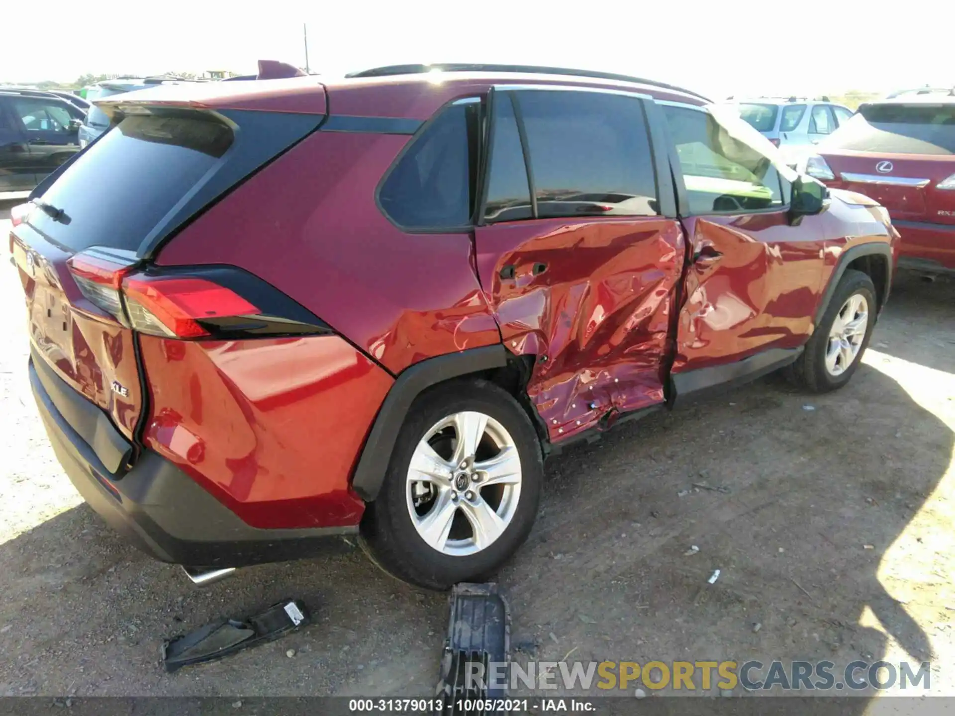 4 Photograph of a damaged car JTMW1RFV3KD031558 TOYOTA RAV4 2019