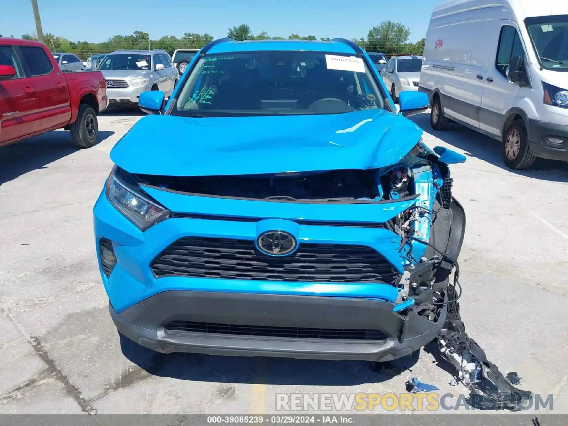 12 Фотография поврежденного автомобиля JTMW1RFV3KD031625 TOYOTA RAV4 2019