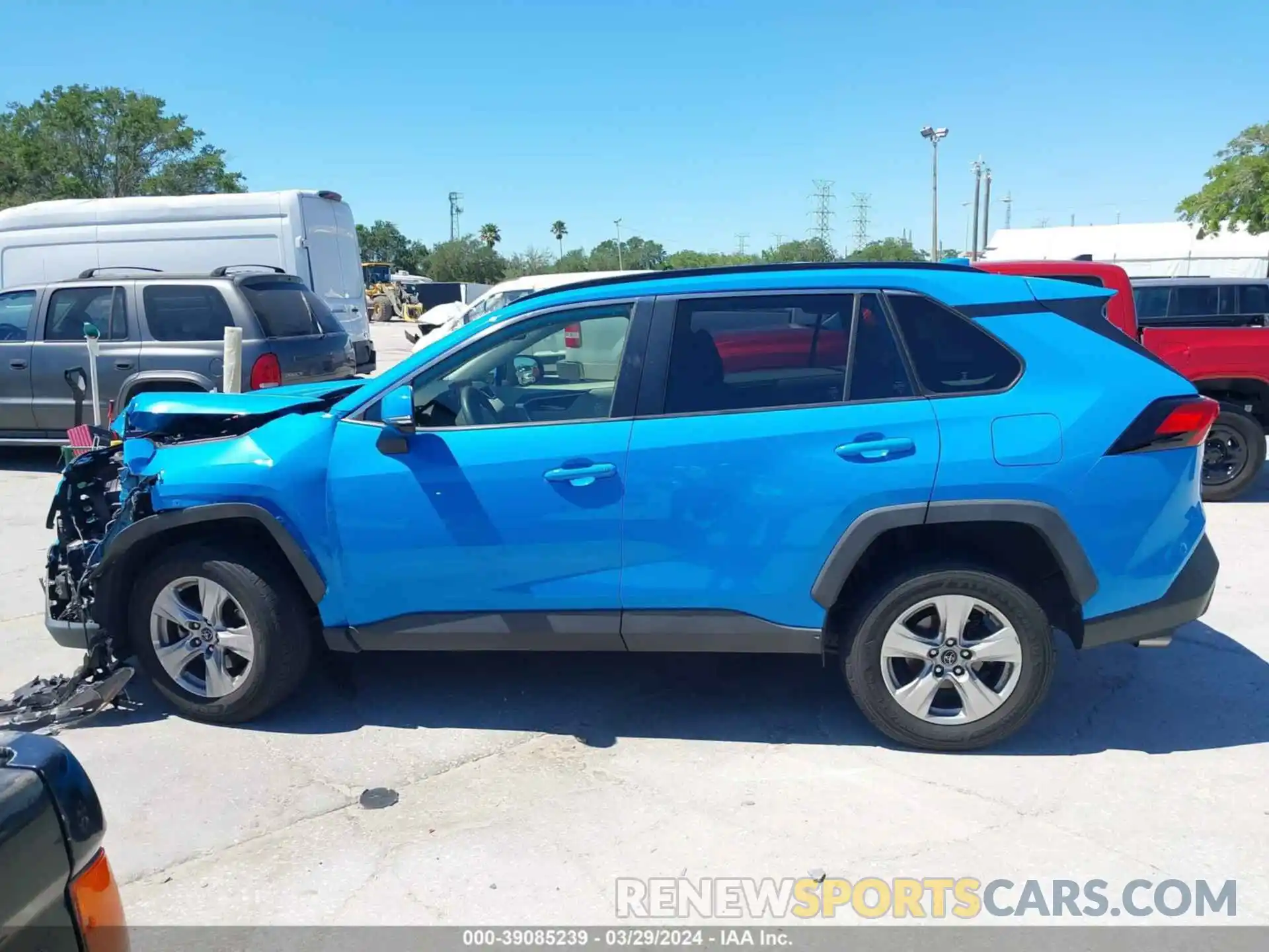 14 Photograph of a damaged car JTMW1RFV3KD031625 TOYOTA RAV4 2019