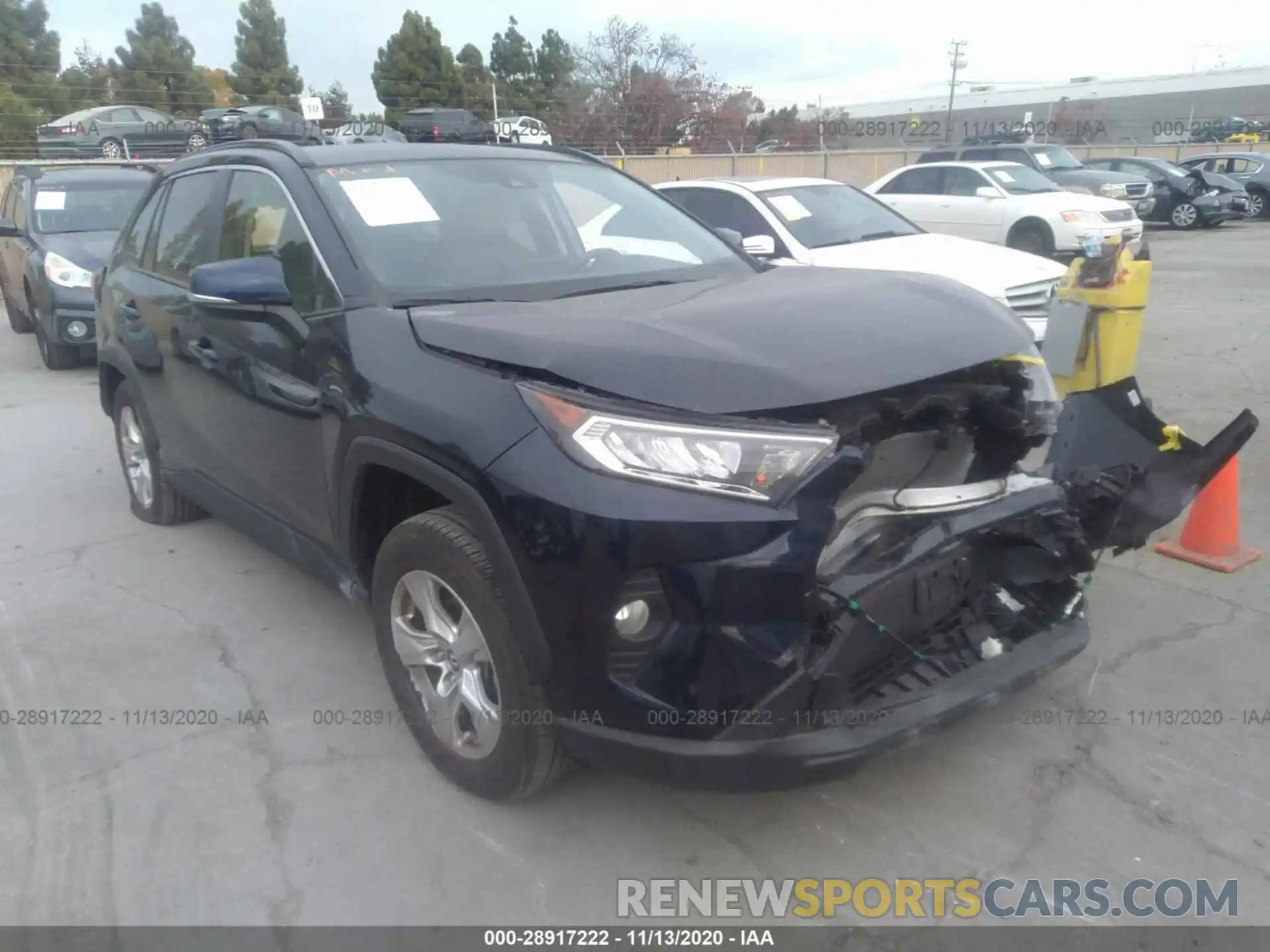 1 Photograph of a damaged car JTMW1RFV3KD033052 TOYOTA RAV4 2019