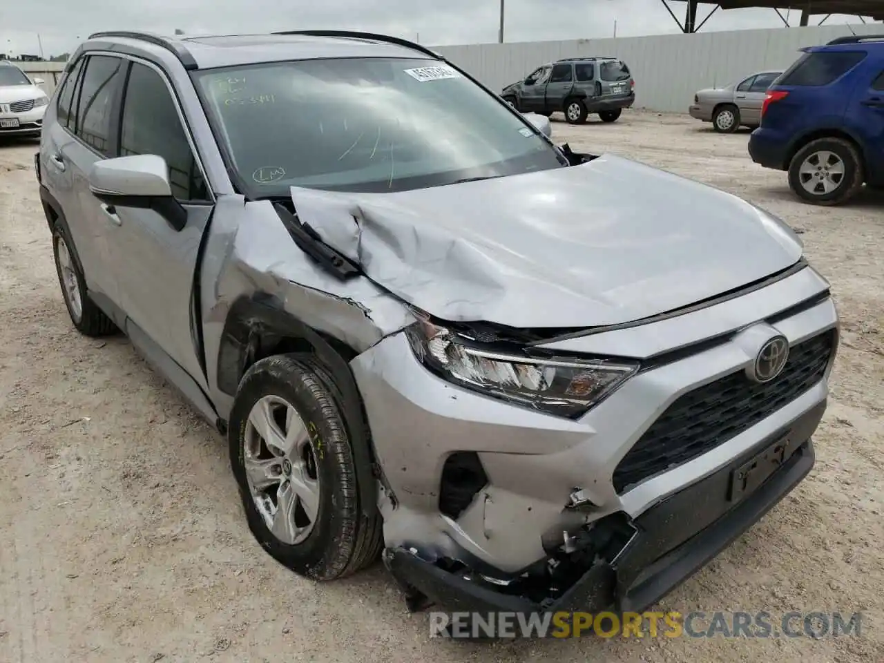 1 Photograph of a damaged car JTMW1RFV3KD033441 TOYOTA RAV4 2019