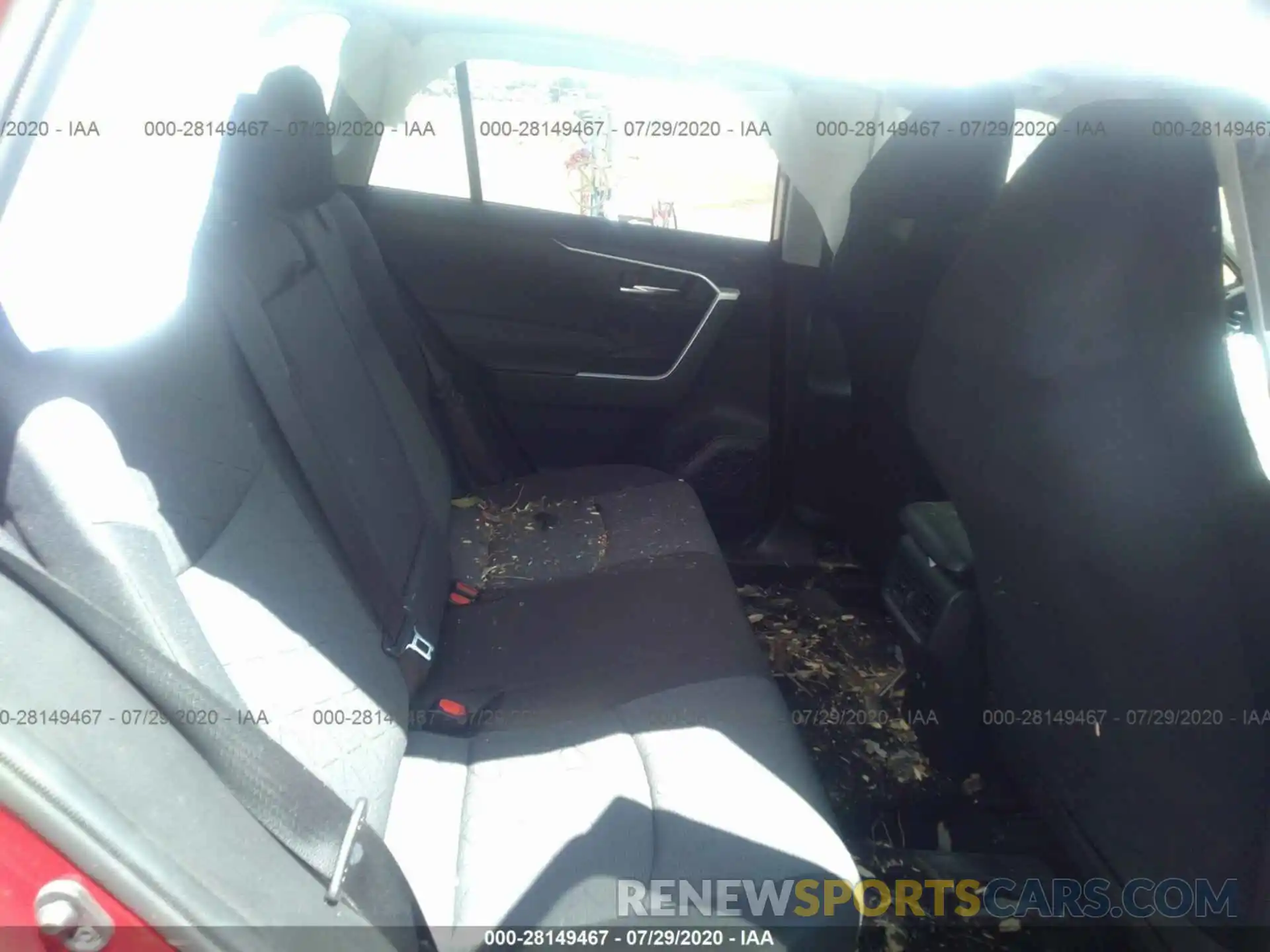 8 Фотография поврежденного автомобиля JTMW1RFV3KD033925 TOYOTA RAV4 2019