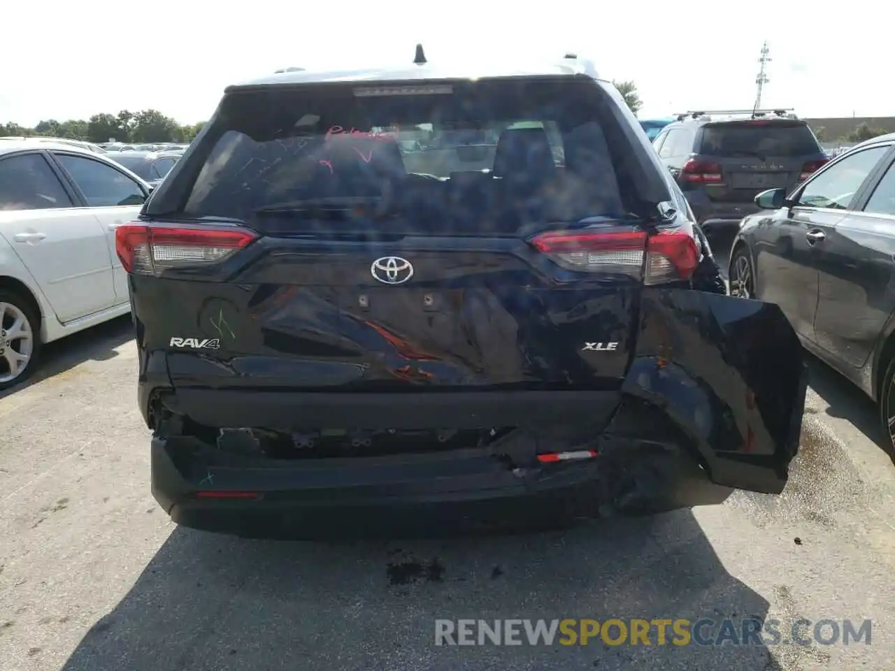 9 Photograph of a damaged car JTMW1RFV3KD503306 TOYOTA RAV4 2019