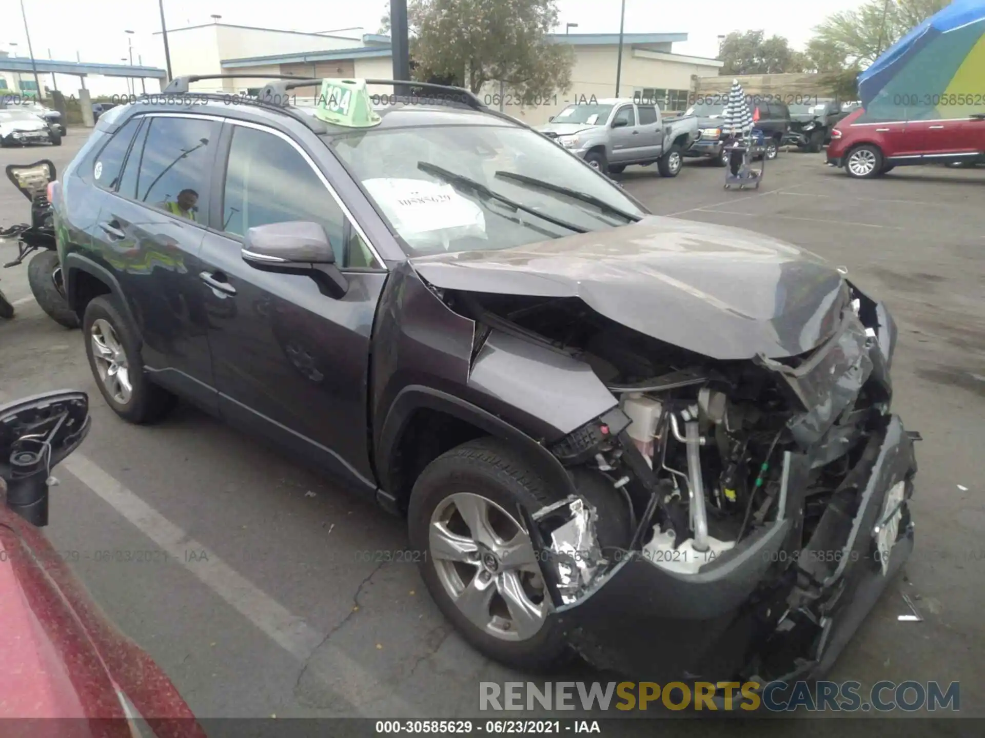 1 Фотография поврежденного автомобиля JTMW1RFV3KD510417 TOYOTA RAV4 2019