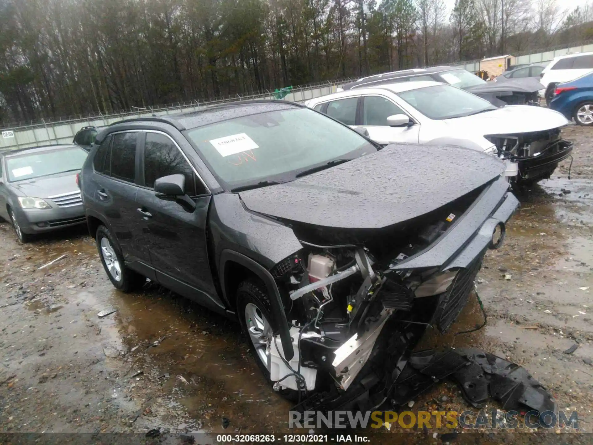 1 Photograph of a damaged car JTMW1RFV3KD514340 TOYOTA RAV4 2019