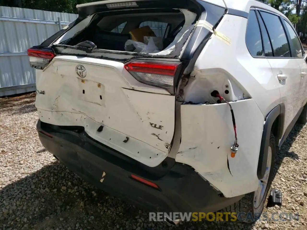 9 Photograph of a damaged car JTMW1RFV3KJ002708 TOYOTA RAV4 2019