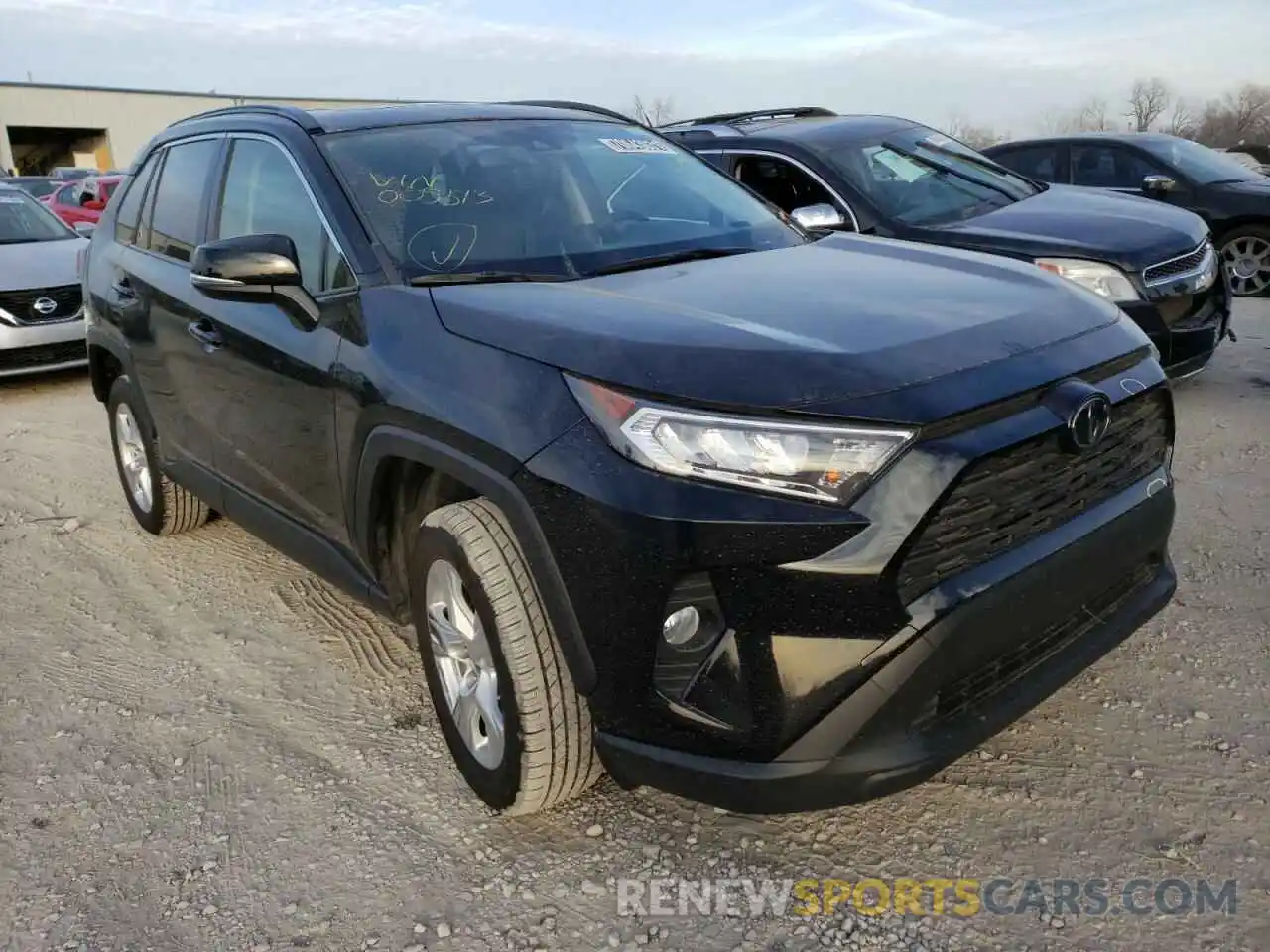 1 Photograph of a damaged car JTMW1RFV3KJ005513 TOYOTA RAV4 2019