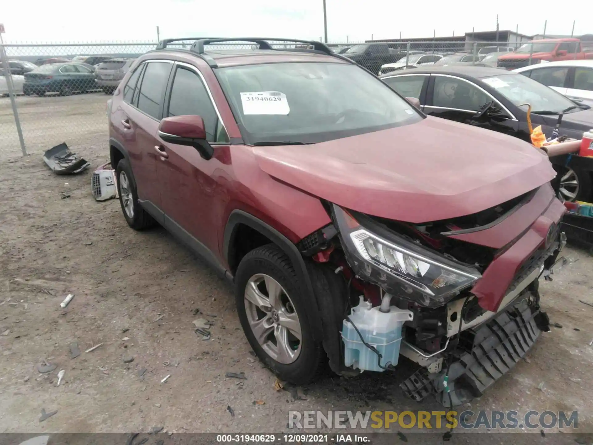 1 Photograph of a damaged car JTMW1RFV3KJ014504 TOYOTA RAV4 2019