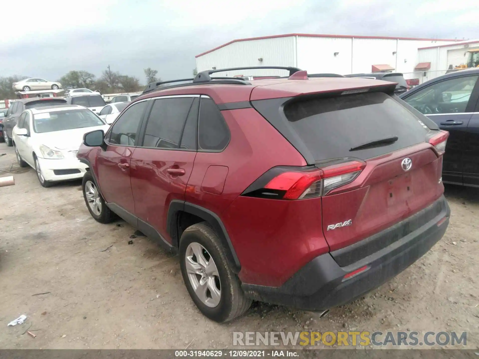 3 Фотография поврежденного автомобиля JTMW1RFV3KJ014504 TOYOTA RAV4 2019