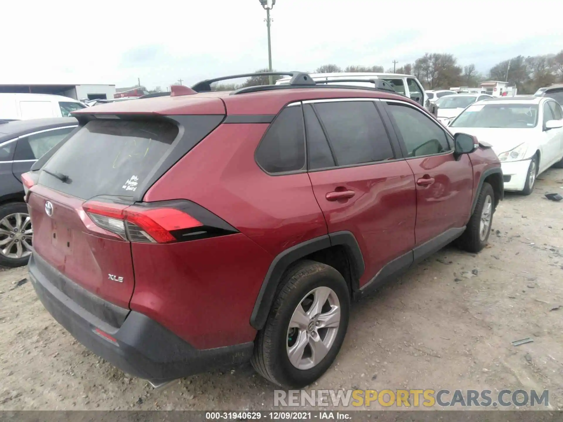 4 Фотография поврежденного автомобиля JTMW1RFV3KJ014504 TOYOTA RAV4 2019