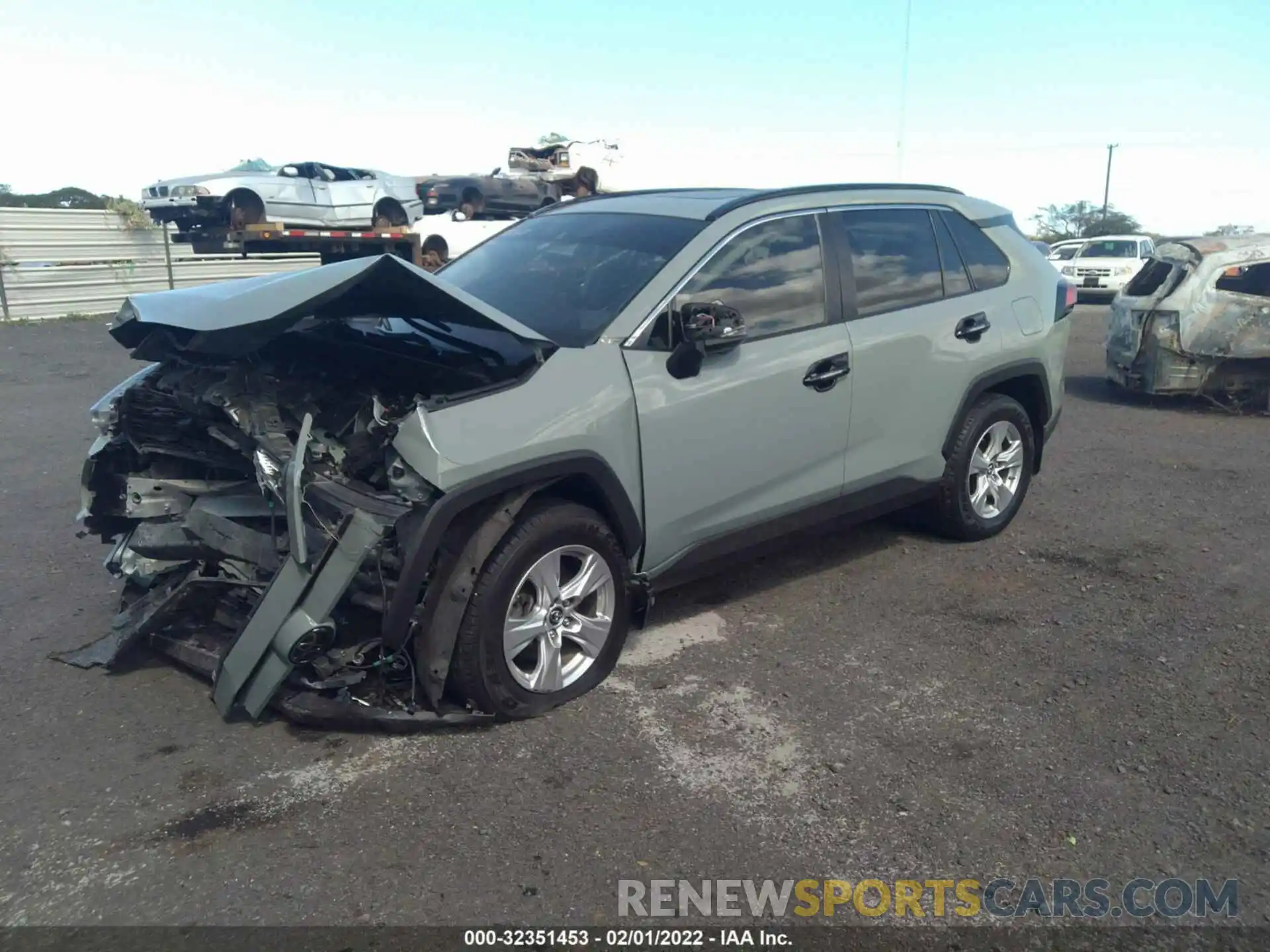 2 Photograph of a damaged car JTMW1RFV3KJ015927 TOYOTA RAV4 2019