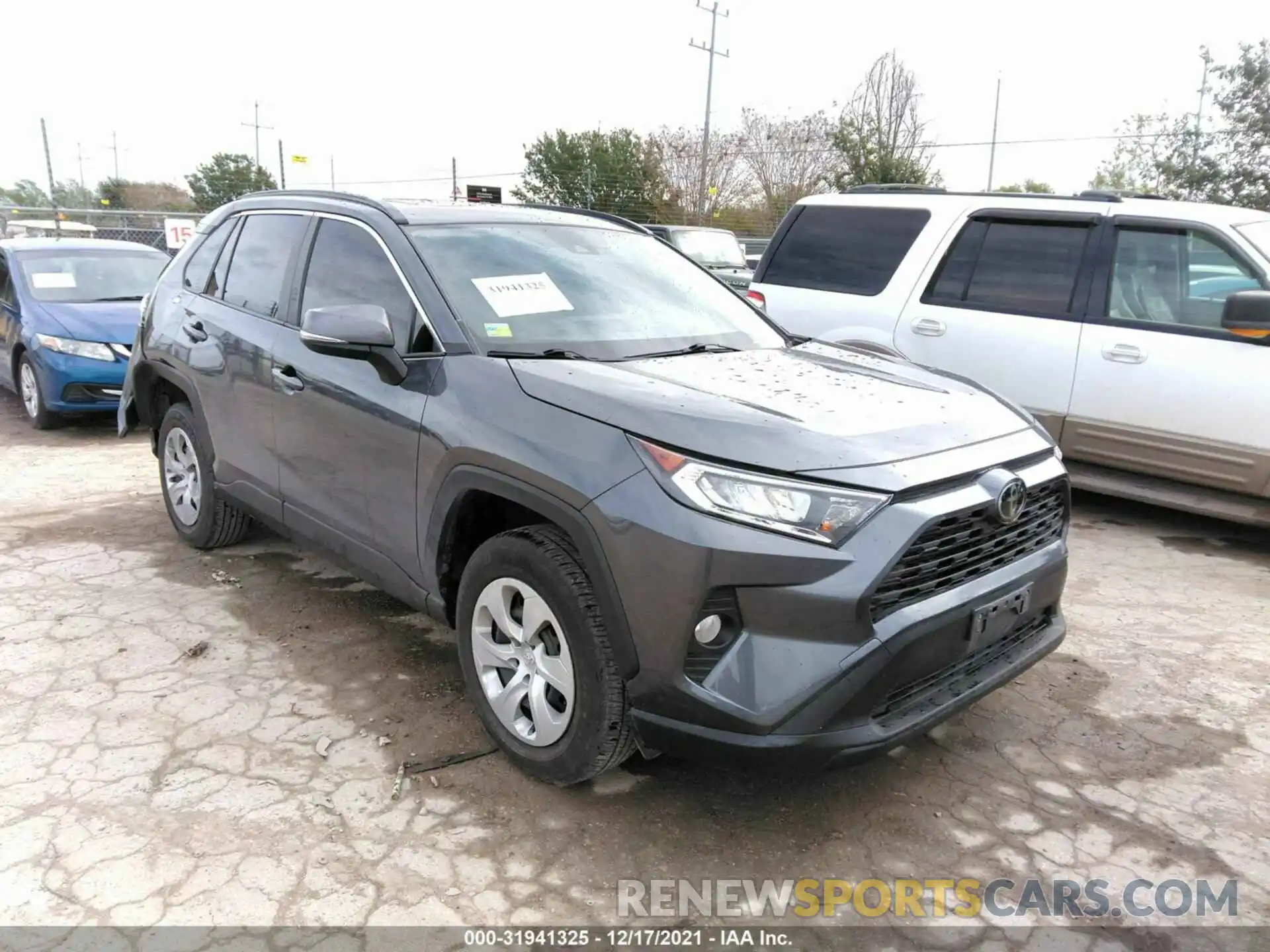 1 Photograph of a damaged car JTMW1RFV4KD009889 TOYOTA RAV4 2019