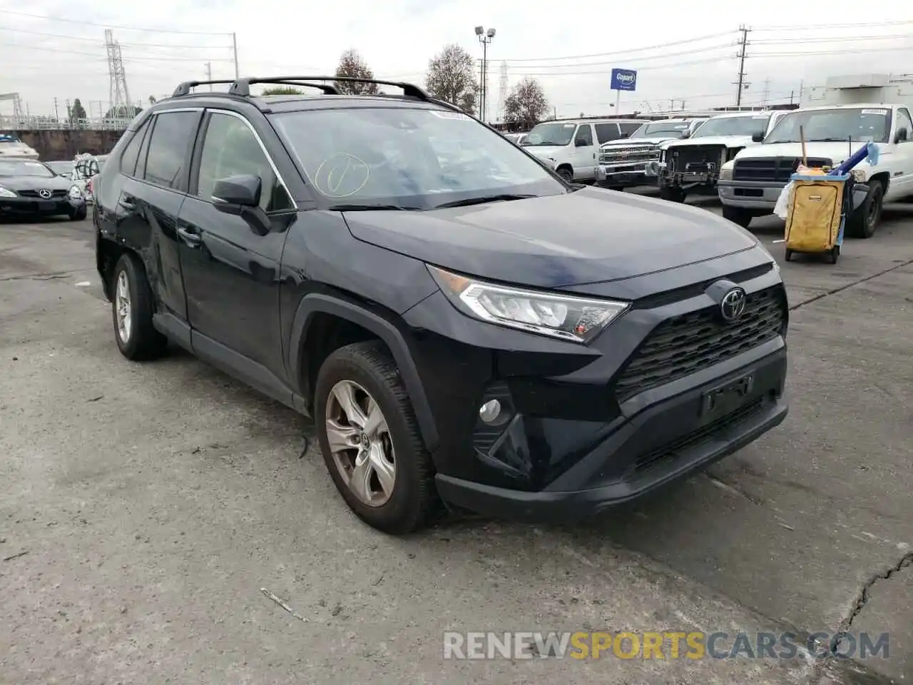 1 Photograph of a damaged car JTMW1RFV4KD010699 TOYOTA RAV4 2019