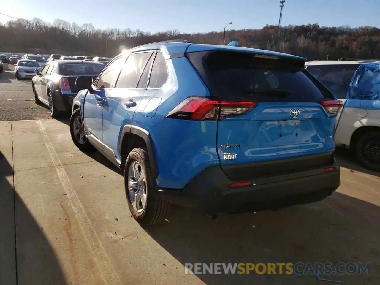 3 Photograph of a damaged car JTMW1RFV4KD014381 TOYOTA RAV4 2019