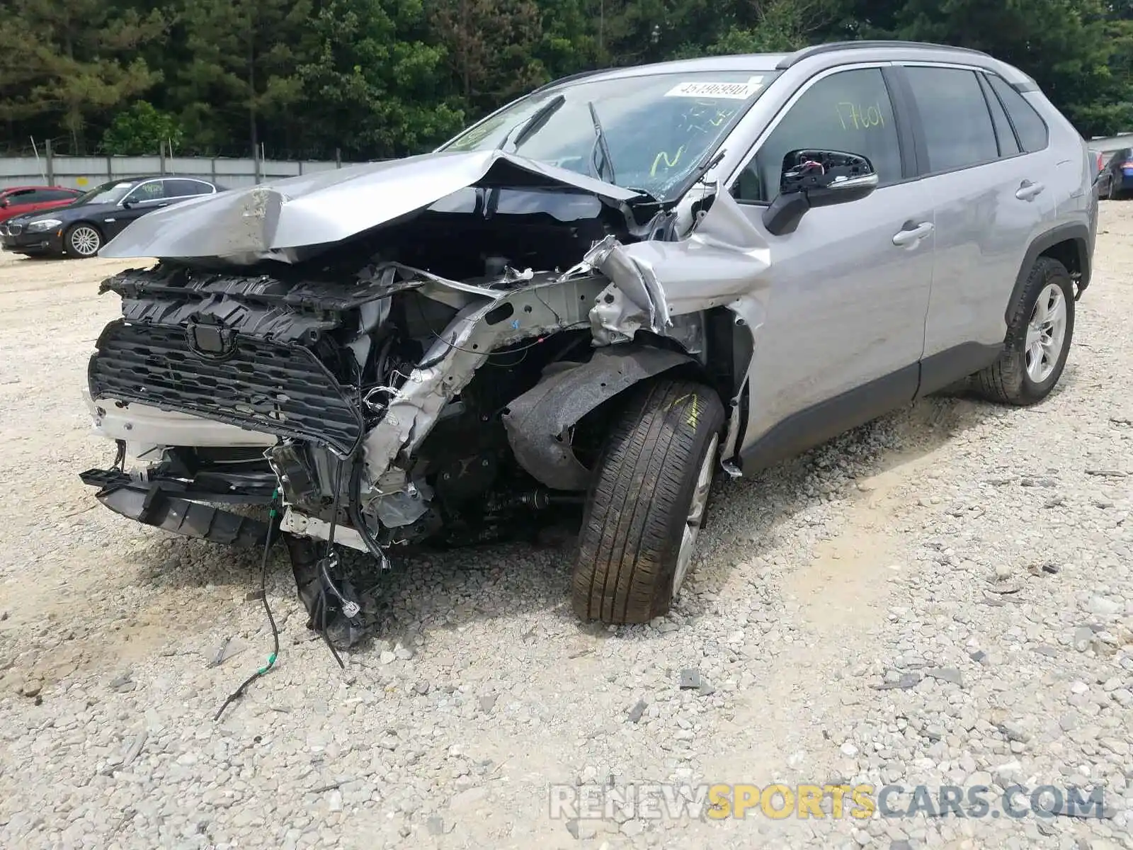 2 Photograph of a damaged car JTMW1RFV4KD015885 TOYOTA RAV4 2019
