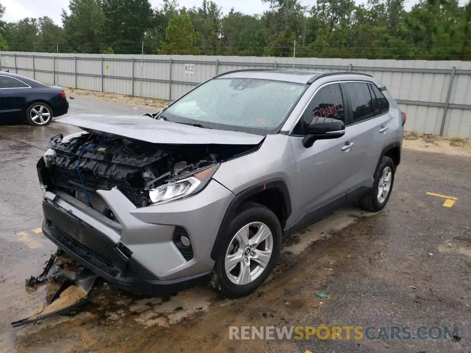 2 Photograph of a damaged car JTMW1RFV4KD017605 TOYOTA RAV4 2019