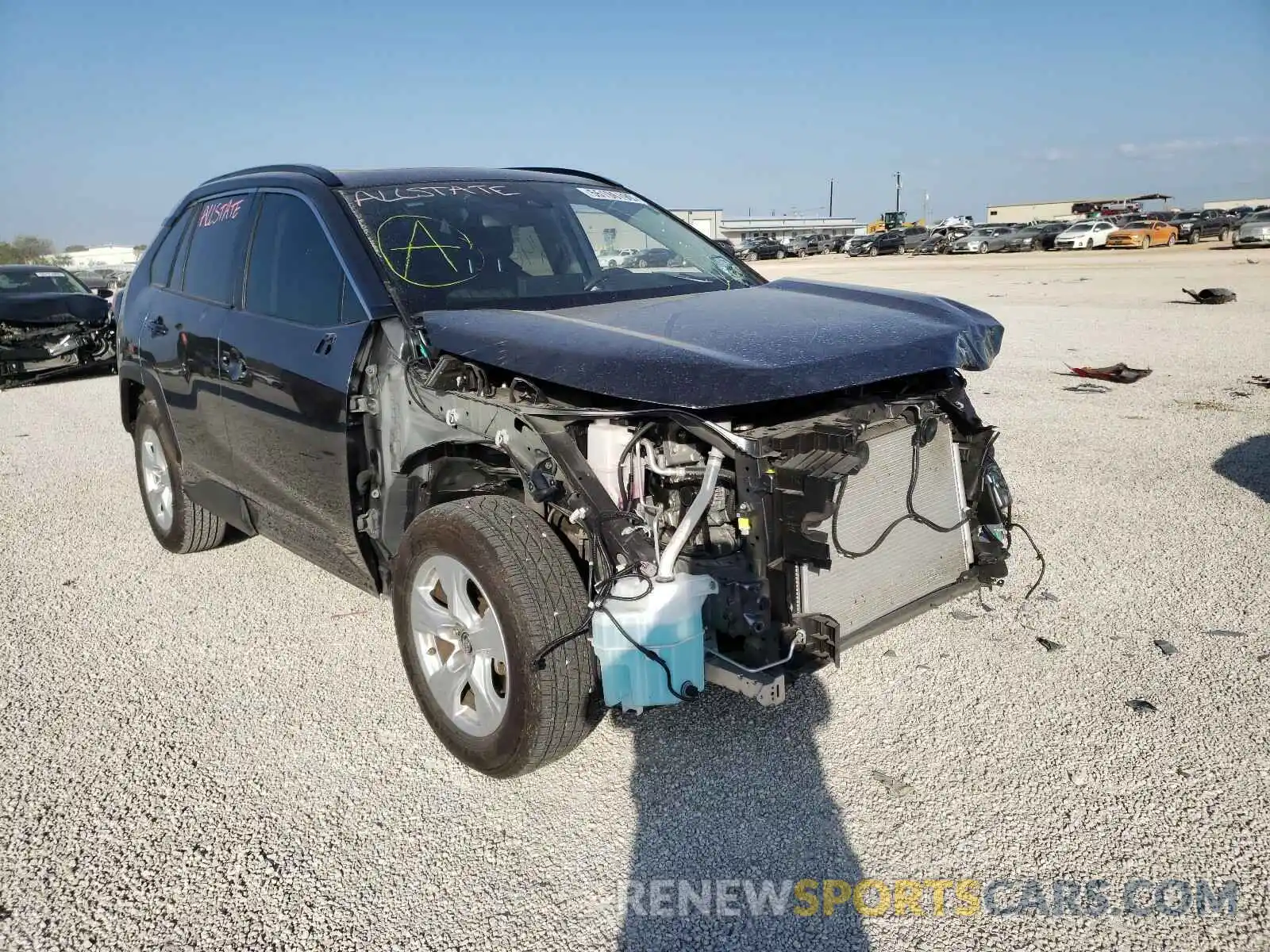 1 Photograph of a damaged car JTMW1RFV4KD029690 TOYOTA RAV4 2019