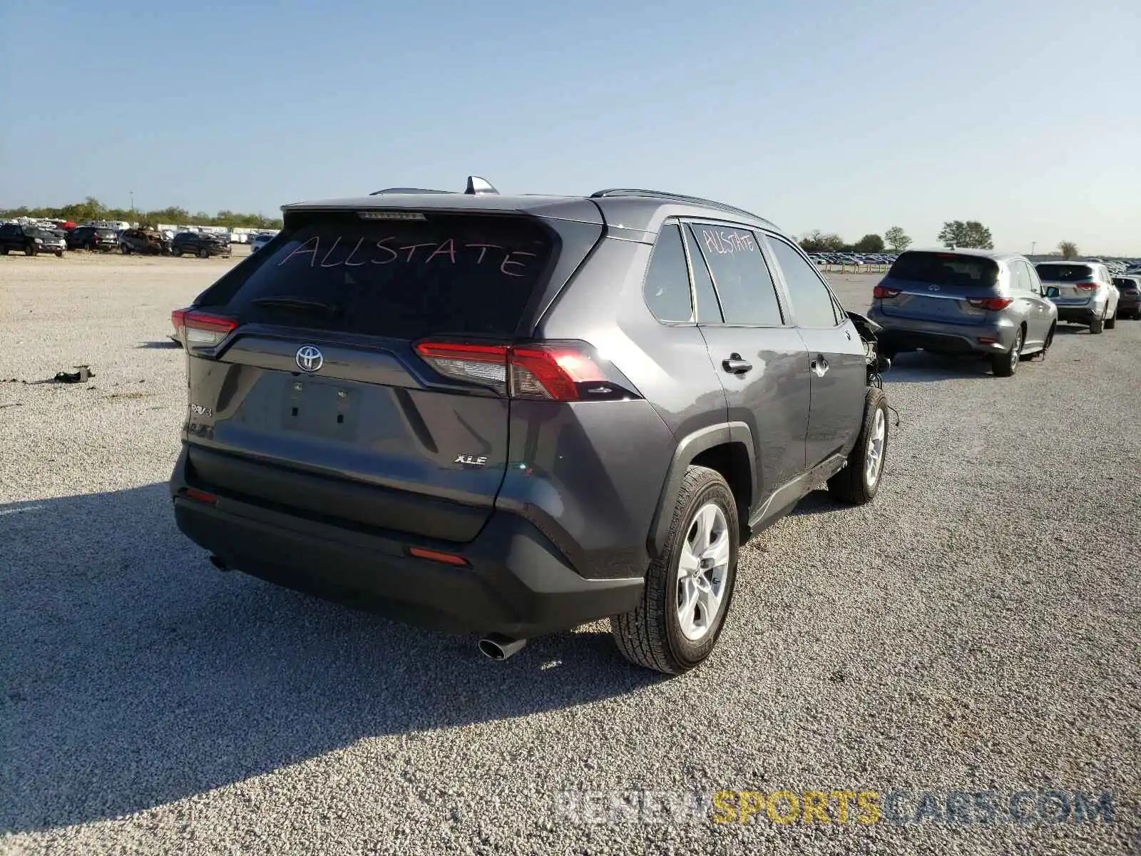 4 Photograph of a damaged car JTMW1RFV4KD029690 TOYOTA RAV4 2019