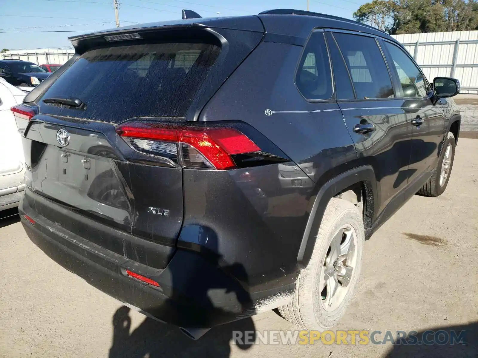 4 Фотография поврежденного автомобиля JTMW1RFV4KD038504 TOYOTA RAV4 2019