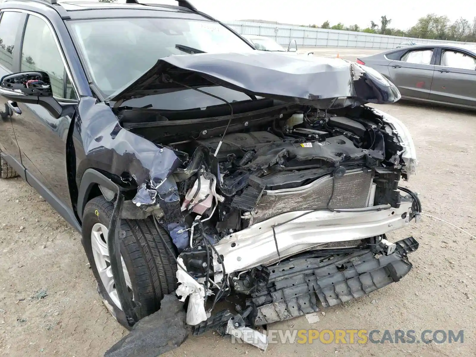 9 Photograph of a damaged car JTMW1RFV4KD508028 TOYOTA RAV4 2019