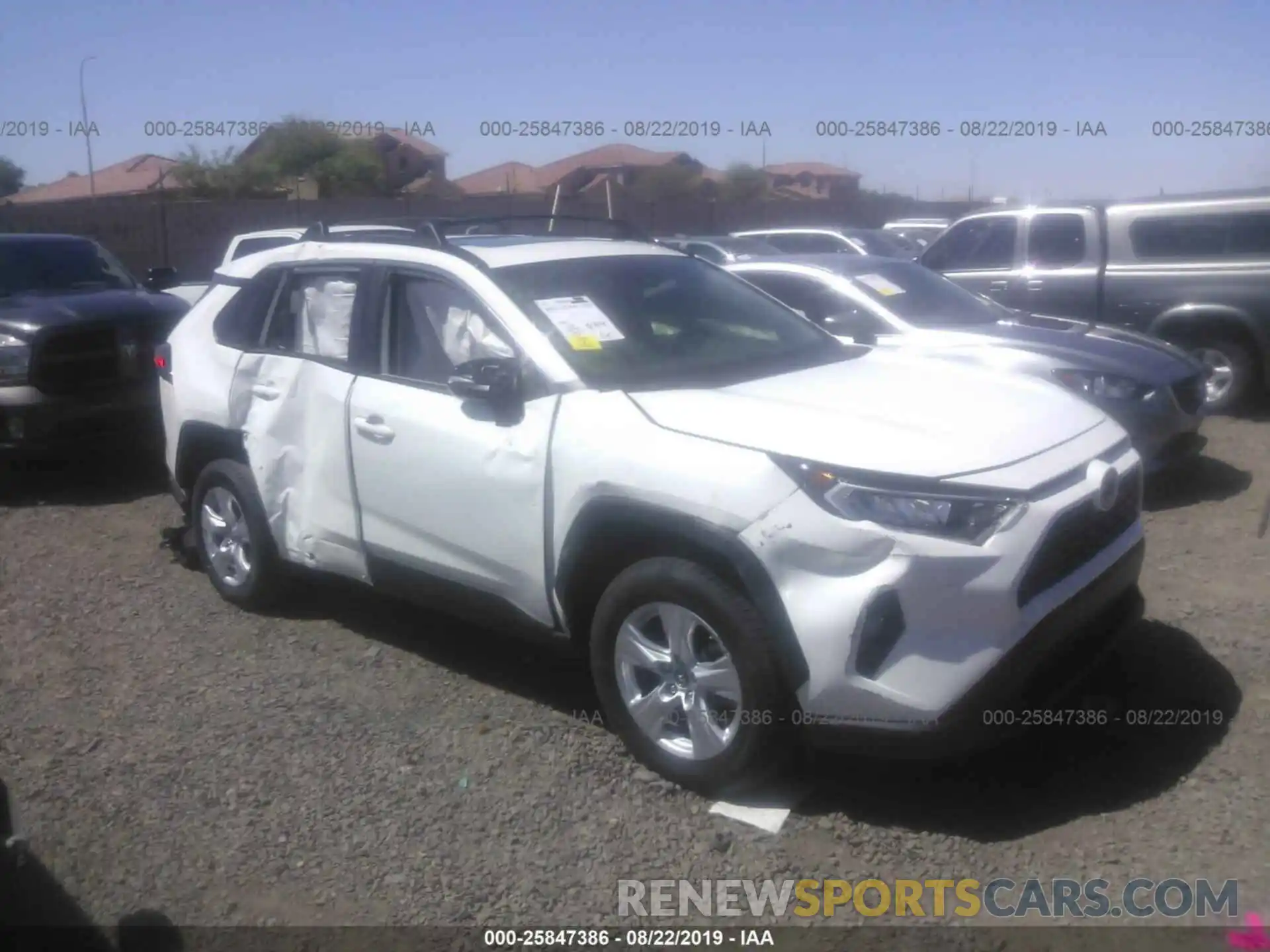 1 Photograph of a damaged car JTMW1RFV4KD508448 TOYOTA RAV4 2019