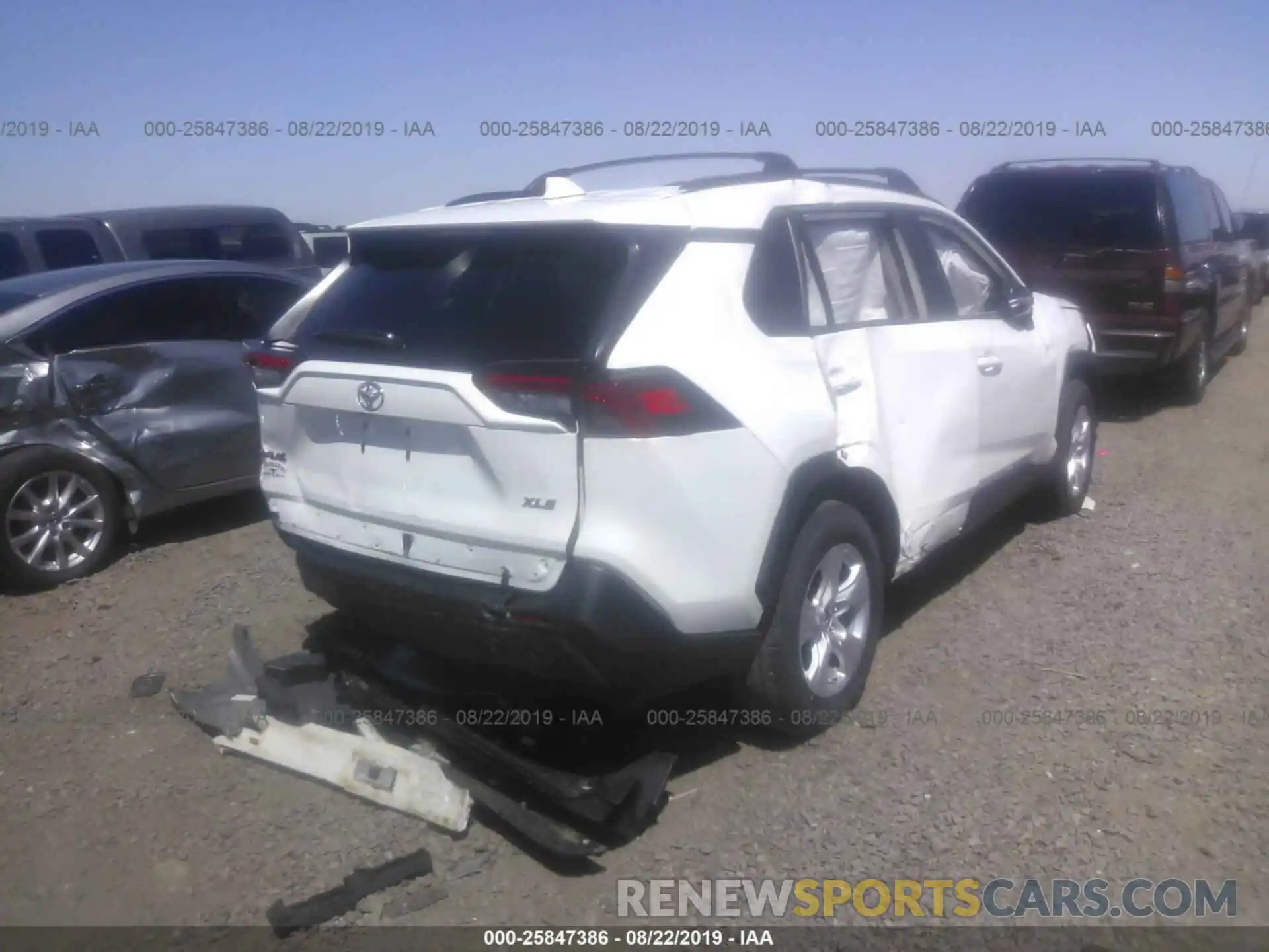 4 Photograph of a damaged car JTMW1RFV4KD508448 TOYOTA RAV4 2019