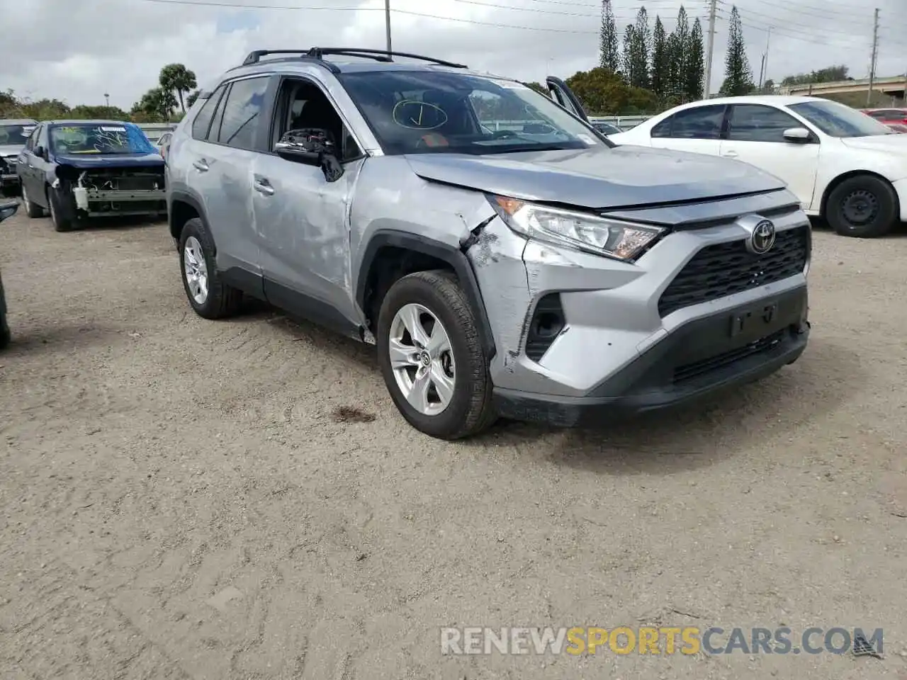 1 Photograph of a damaged car JTMW1RFV4KD511544 TOYOTA RAV4 2019