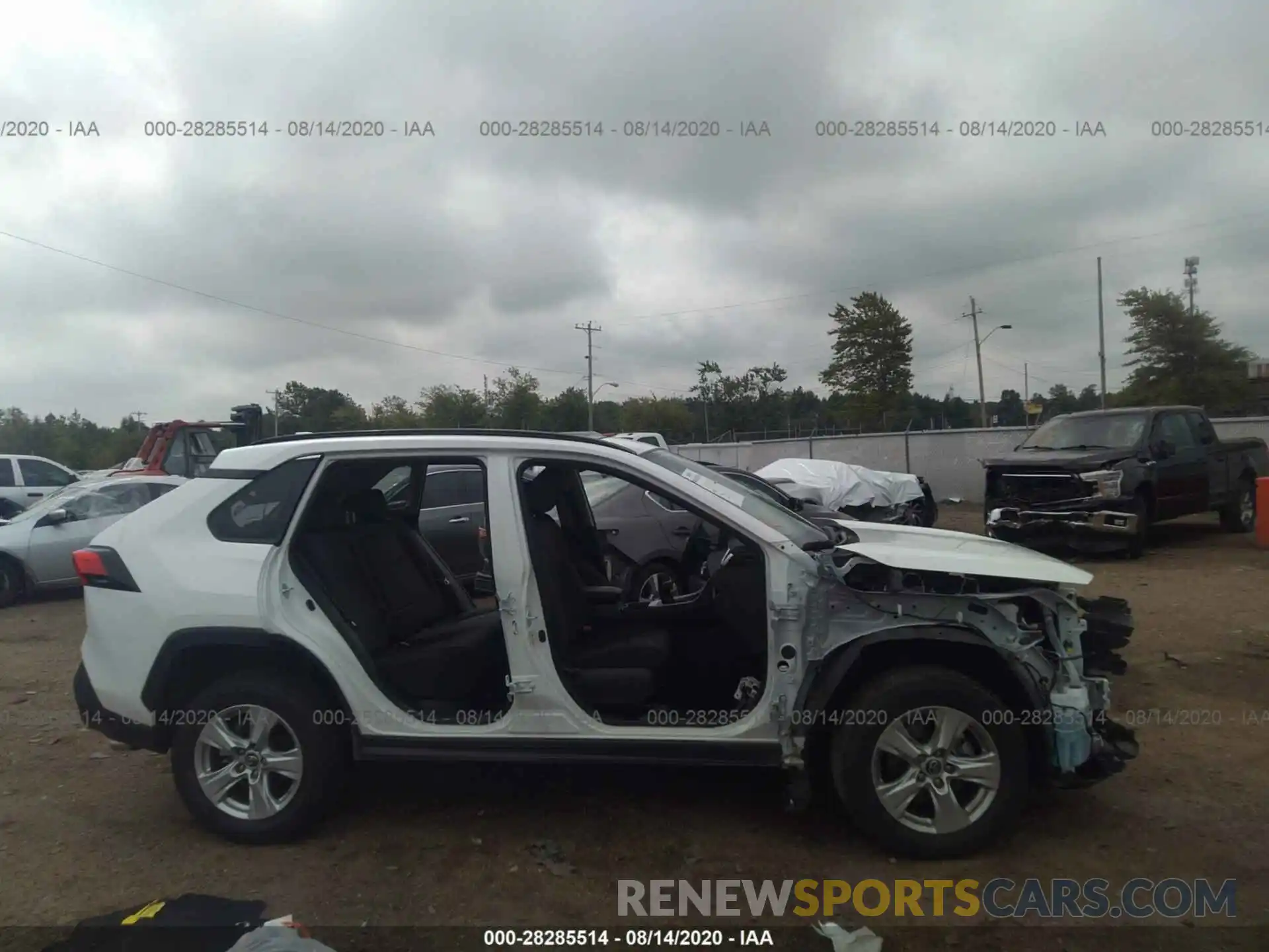 6 Photograph of a damaged car JTMW1RFV4KJ005892 TOYOTA RAV4 2019